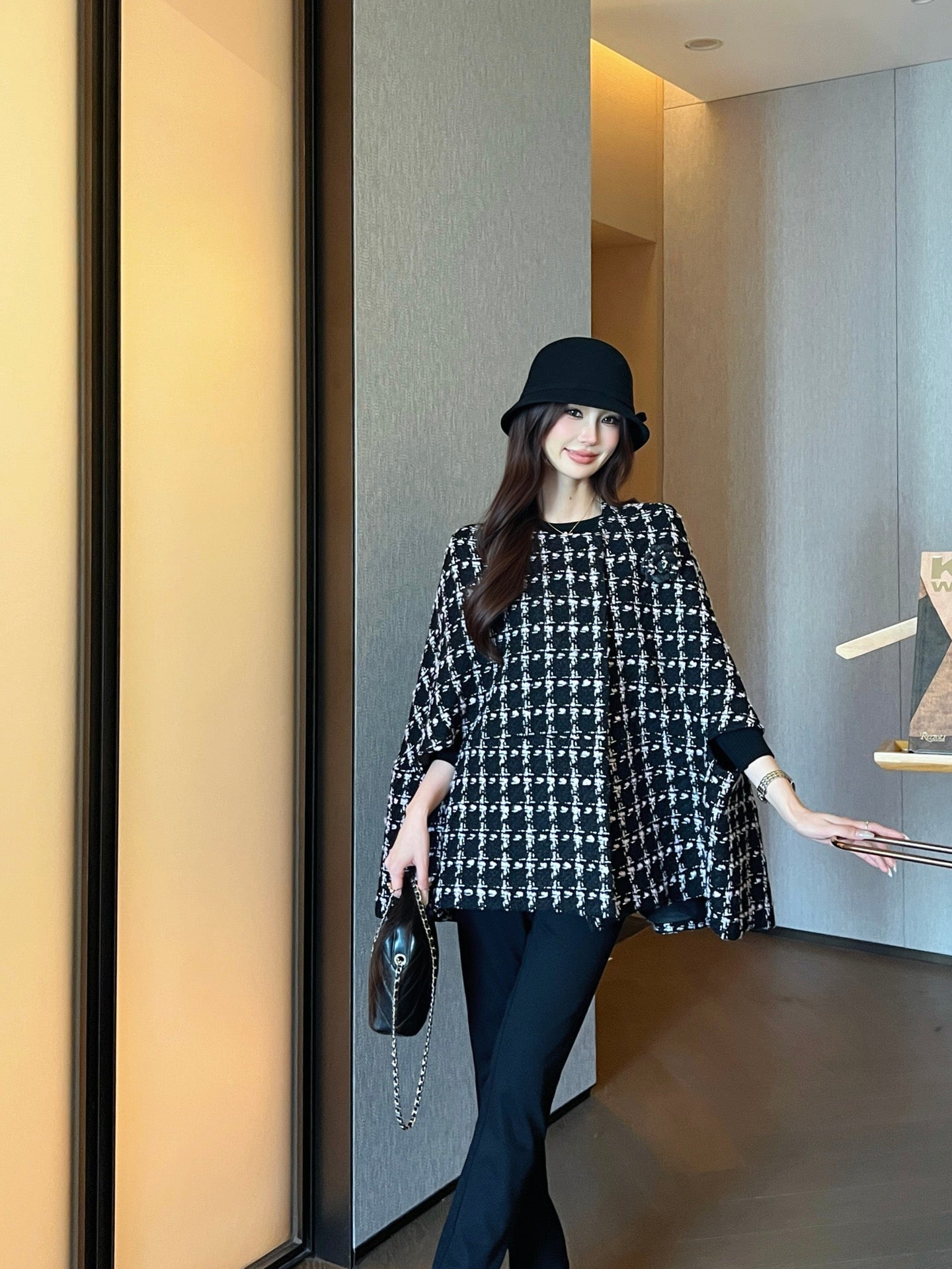 25FW check cape coat