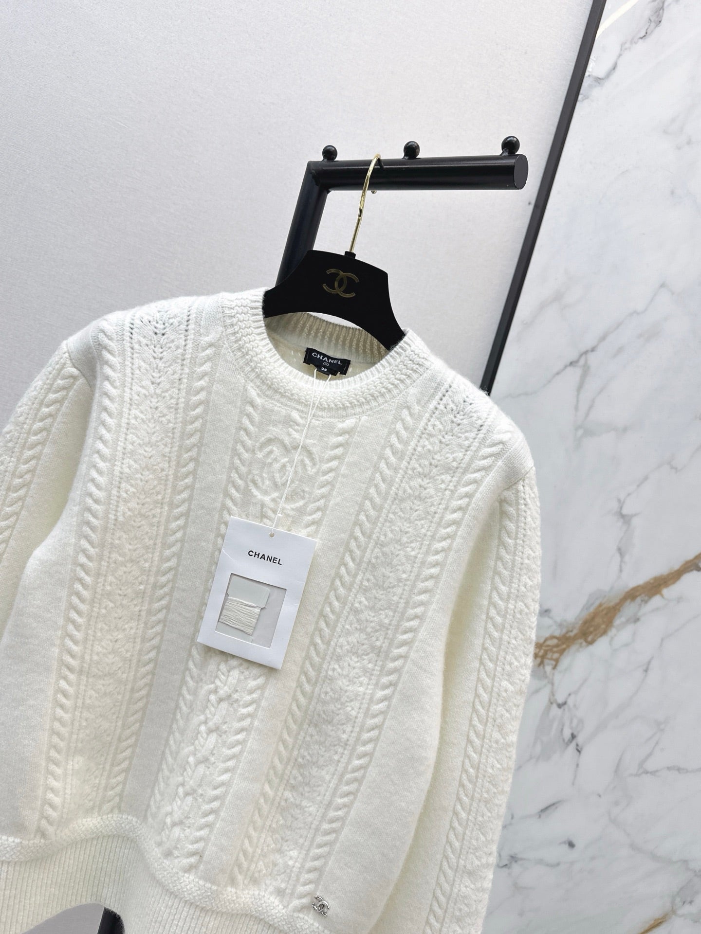 25FW  cashmere sweater