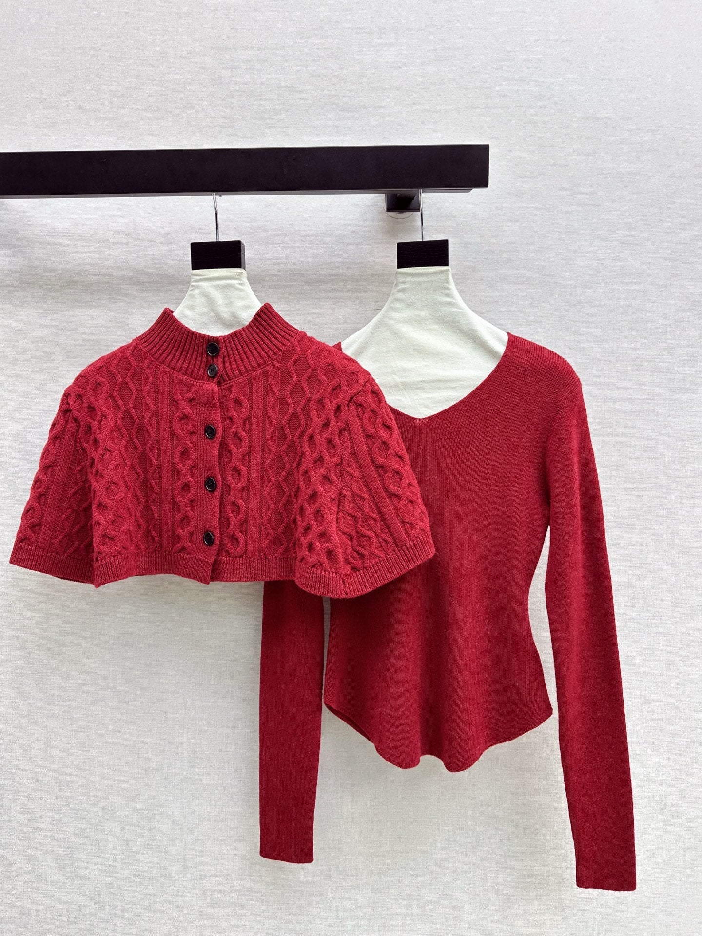 25FW  cape+sweater set