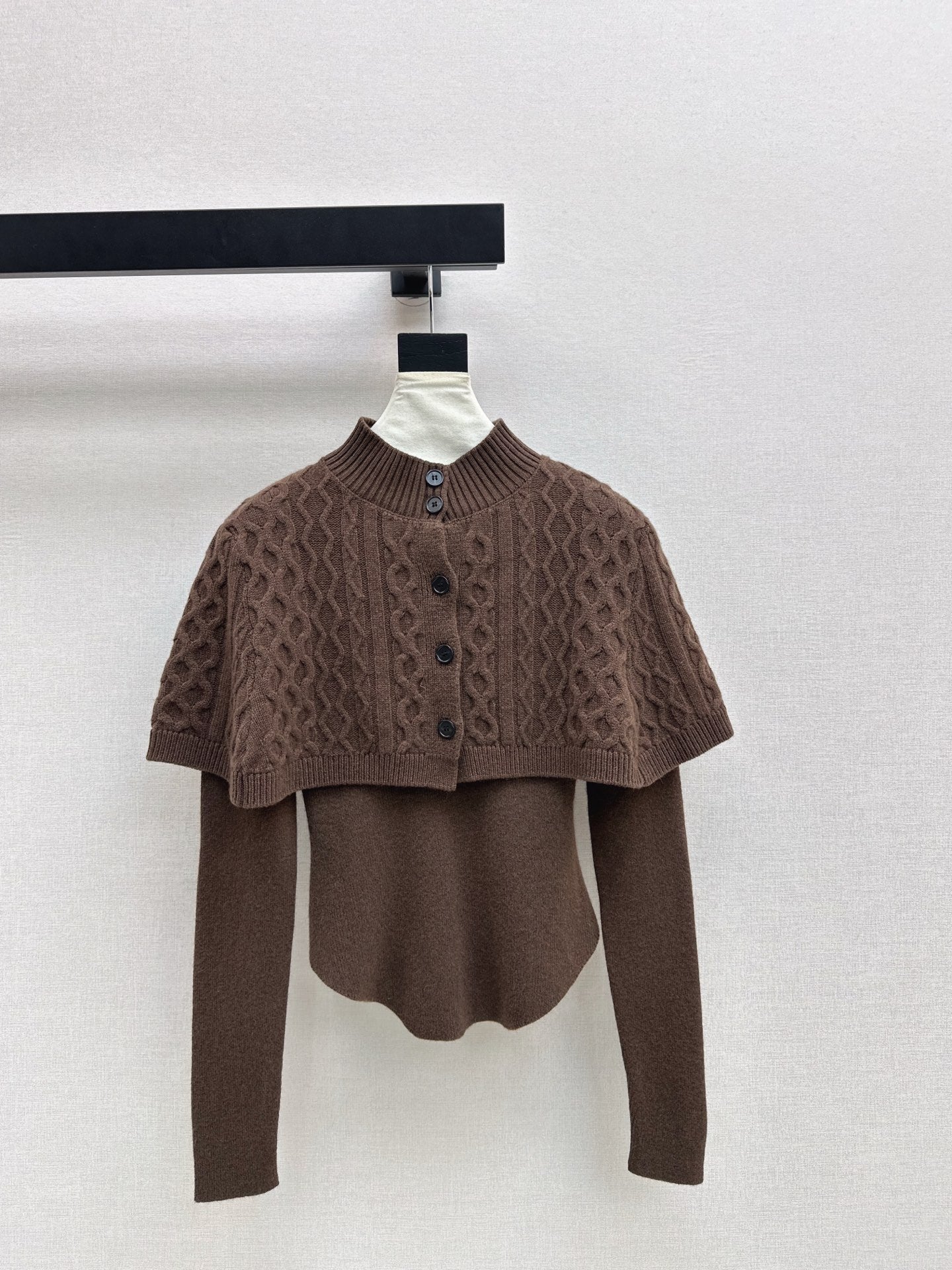 25FW  cape+sweater set