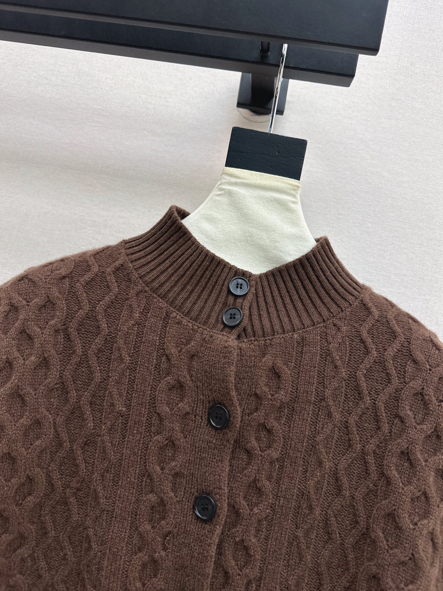 25FW  cape+sweater set