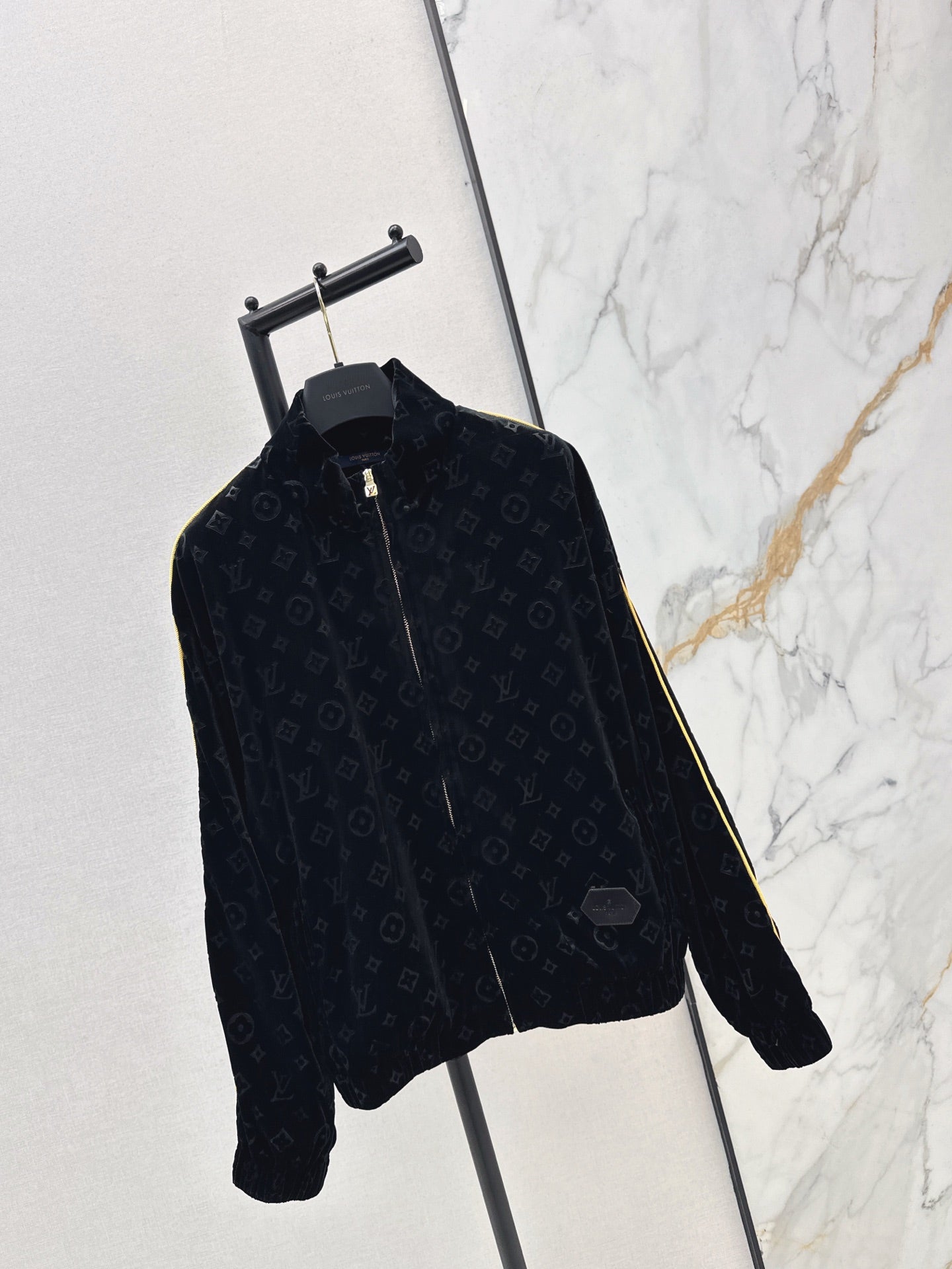 25FW velvet jacket
