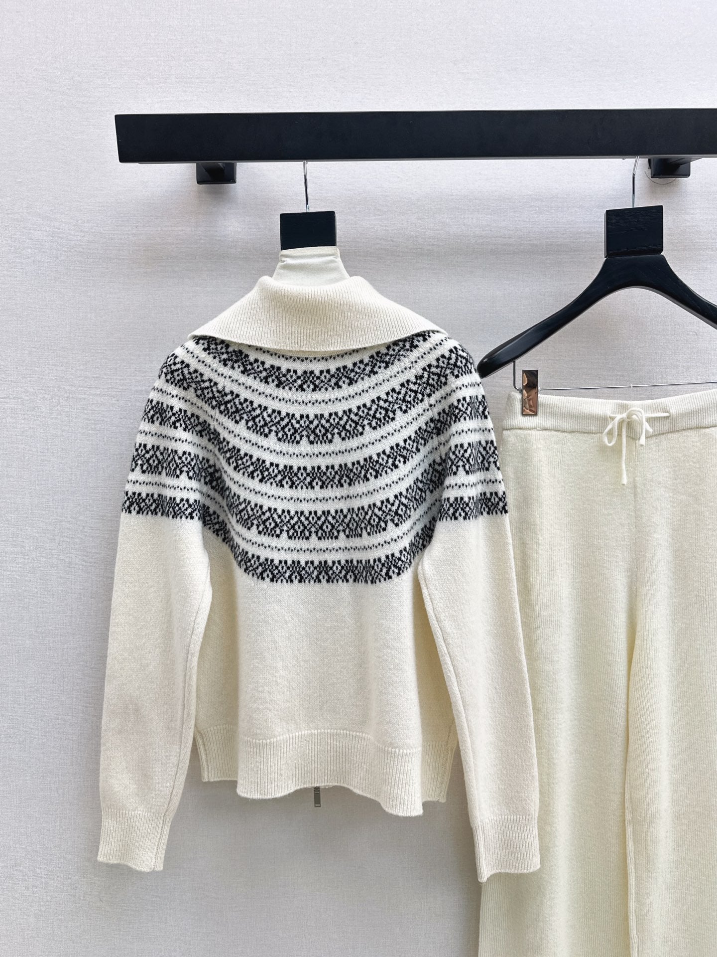 26SS  knit fair isle zipper cardigan+pants outfit set