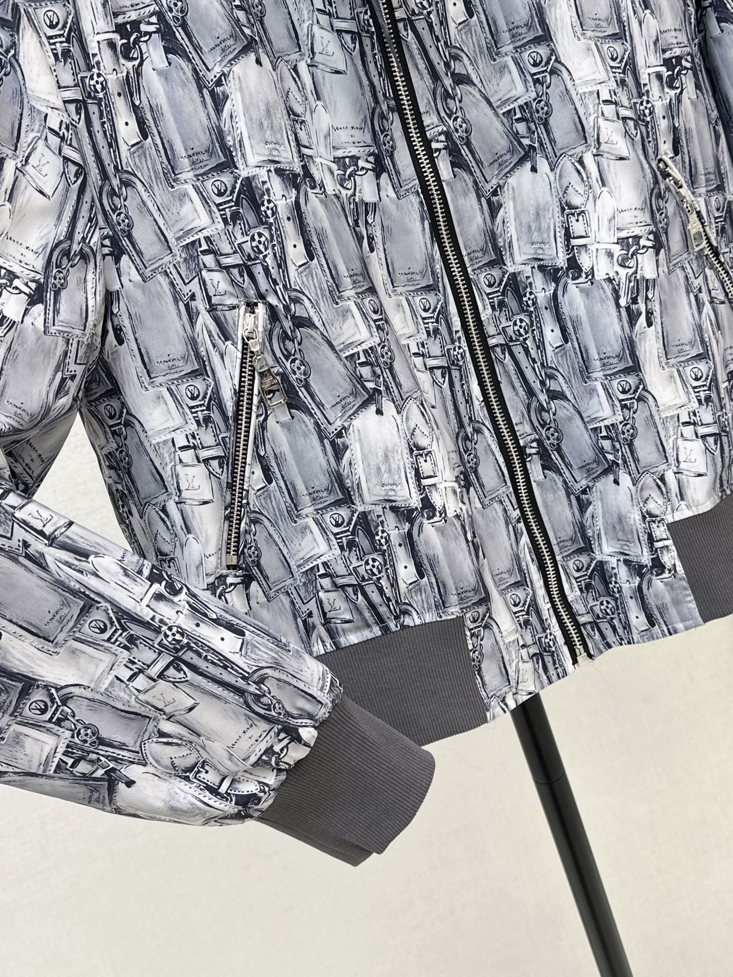 26SS reversible print jacket