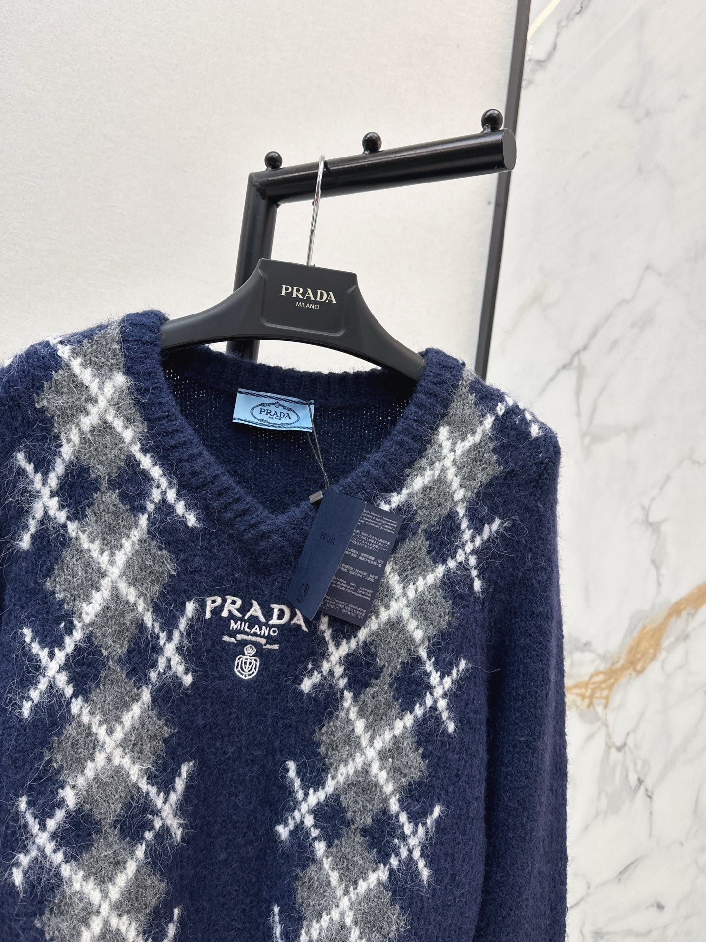 25FW  knit sweater
