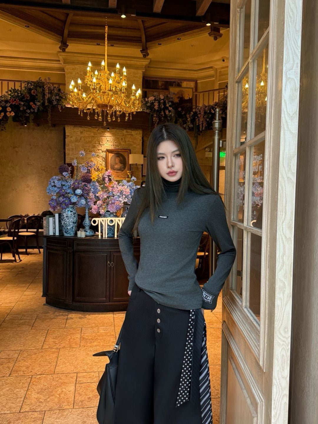 25fw  high neck basic tee