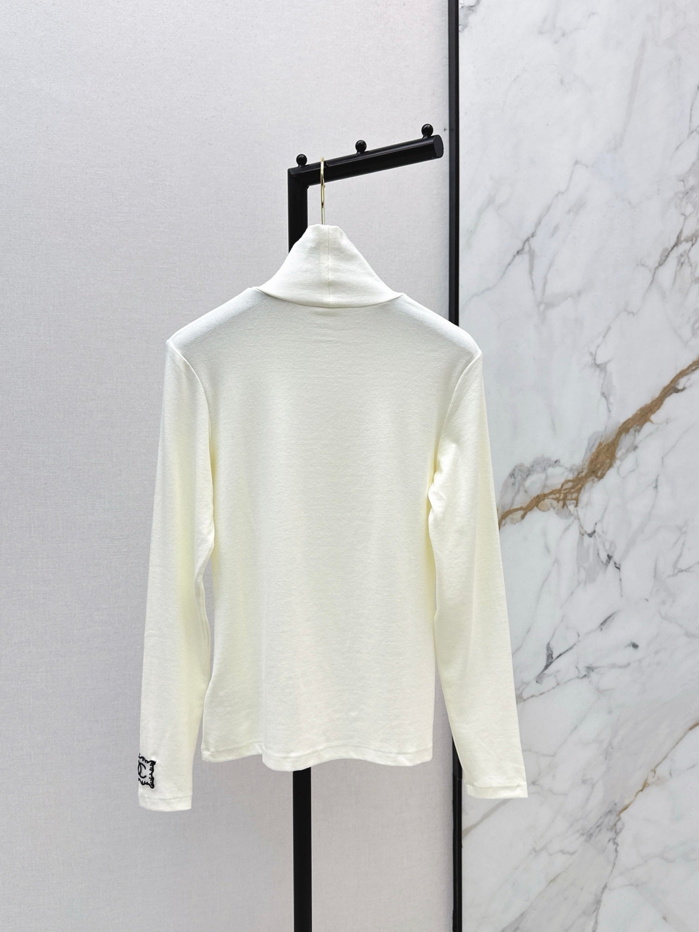 25fw  high neck basic tee