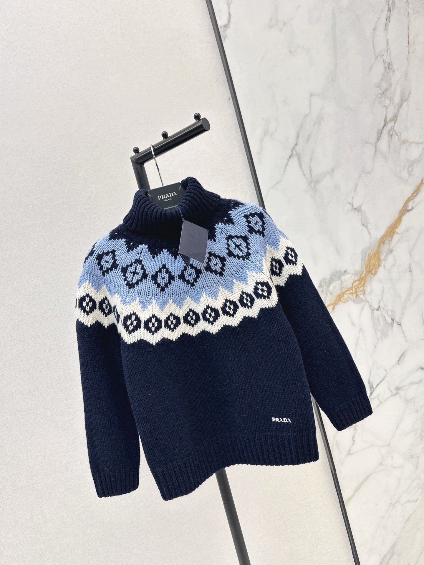 25FW  jacquard sweater
