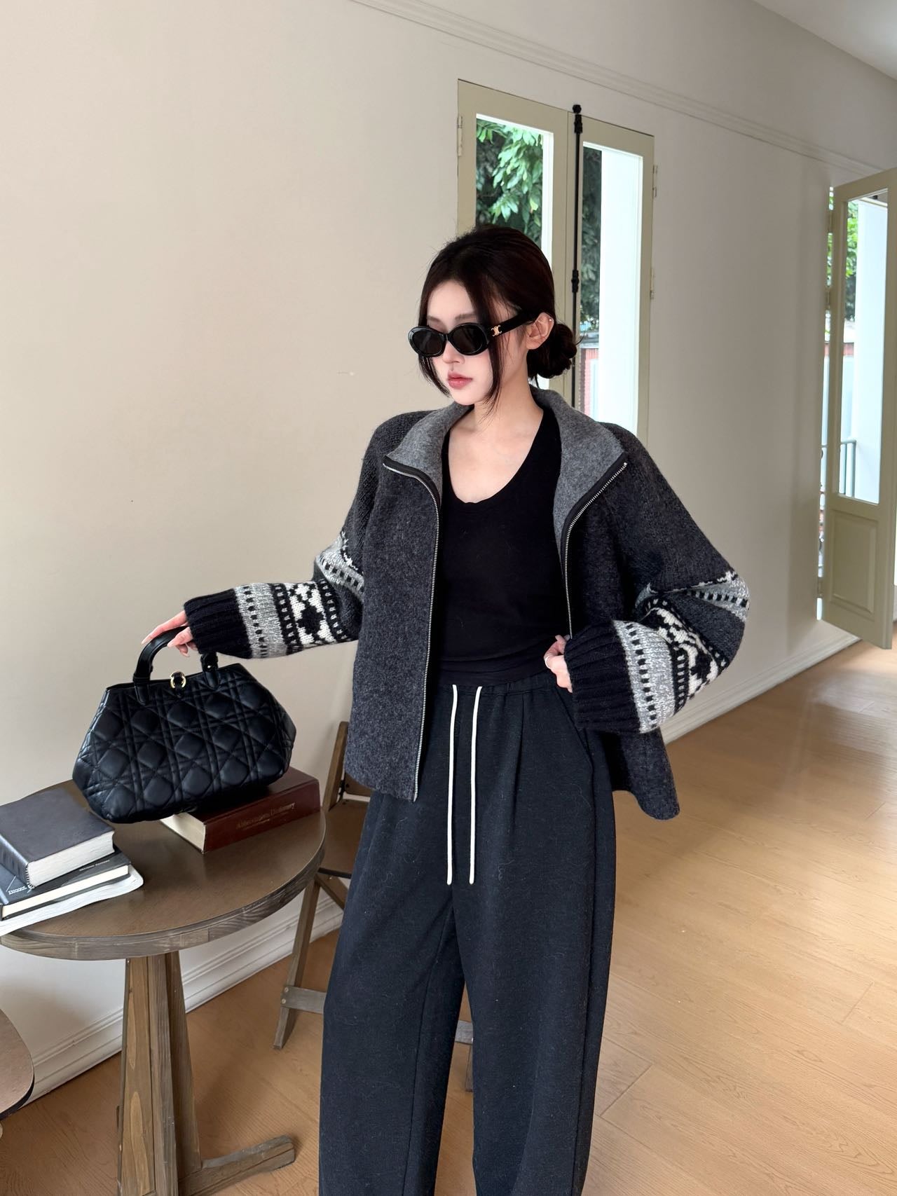 25FW  woolen cardigan