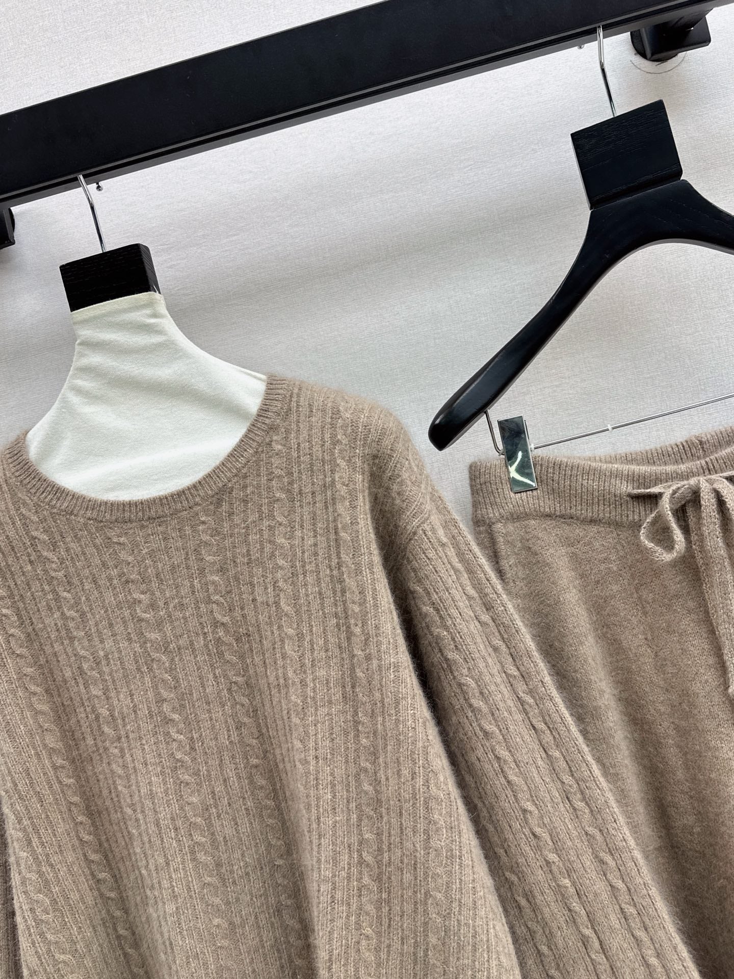 25FW NEW wool pullover+wide-leg pants outfit set