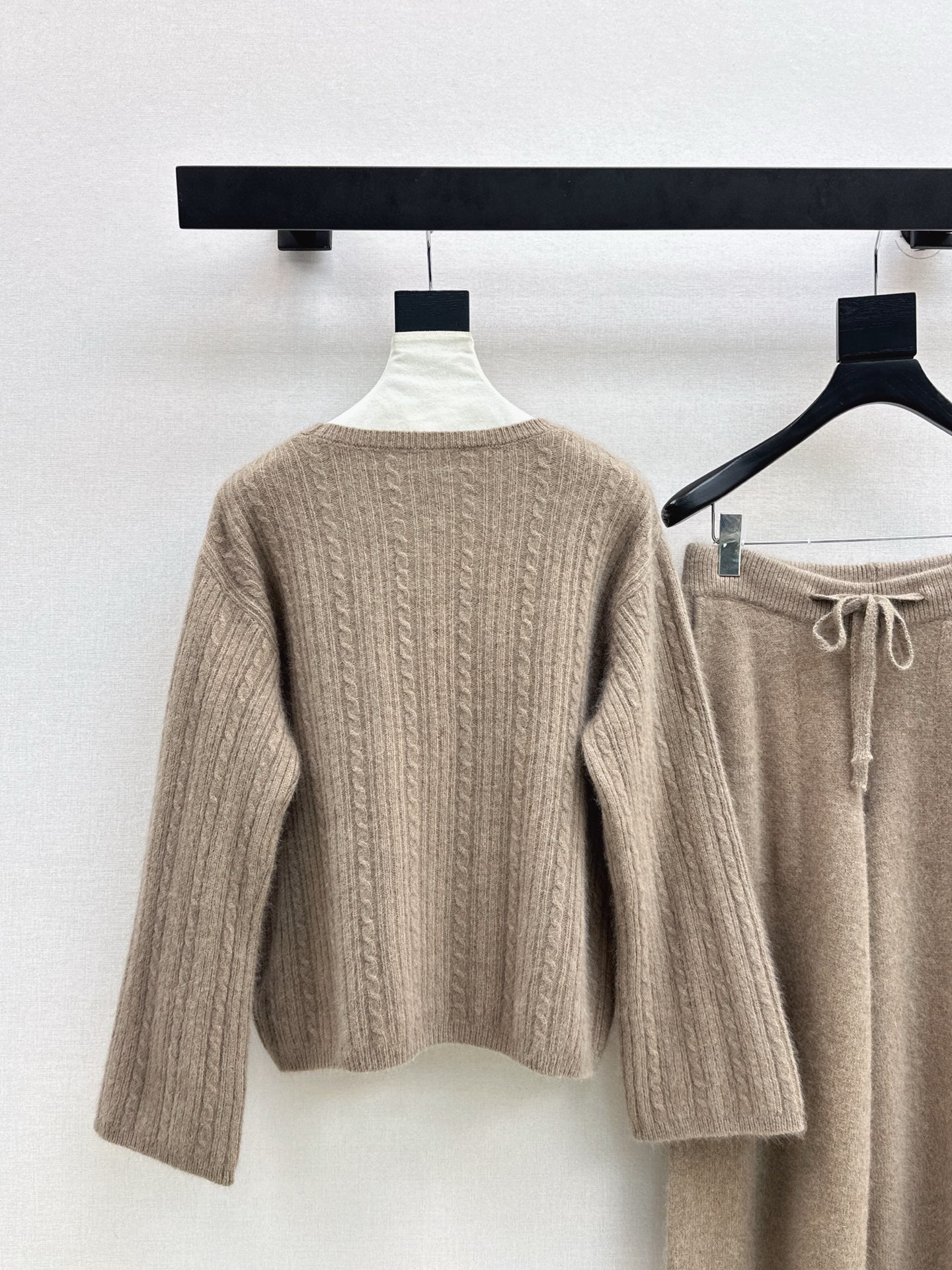 25FW NEW wool pullover+wide-leg pants outfit set