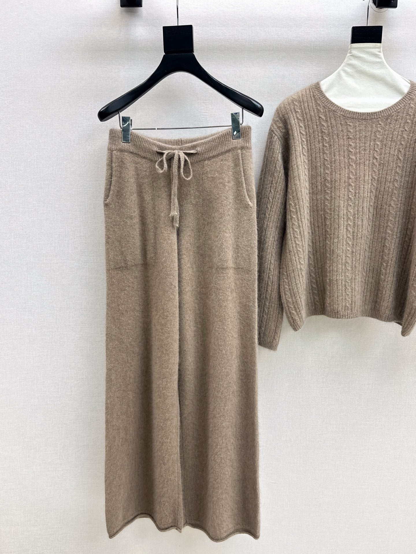 25FW NEW wool pullover+wide-leg pants outfit set