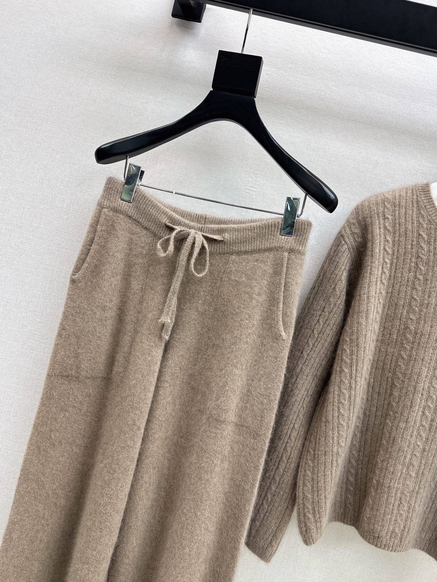 25FW NEW wool pullover+wide-leg pants outfit set