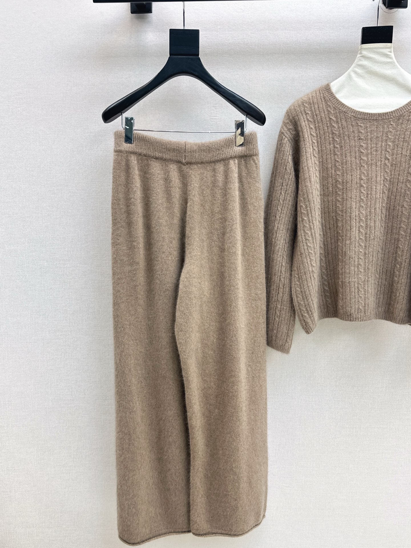 25FW NEW wool pullover+wide-leg pants outfit set