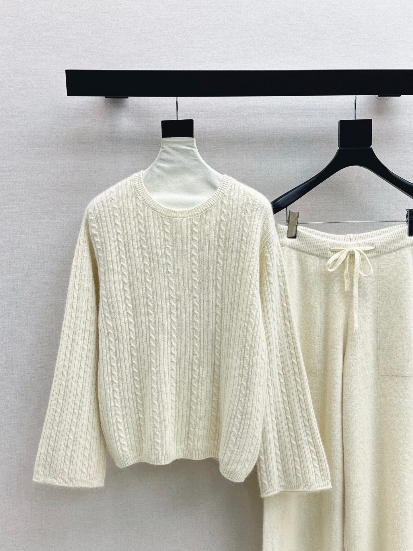 25FW NEW wool pullover+wide-leg pants outfit set