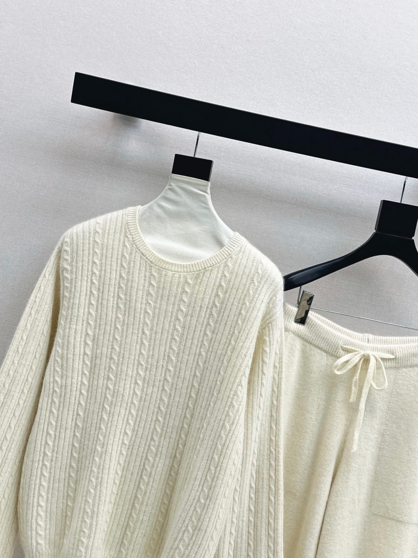 25FW NEW wool pullover+wide-leg pants outfit set