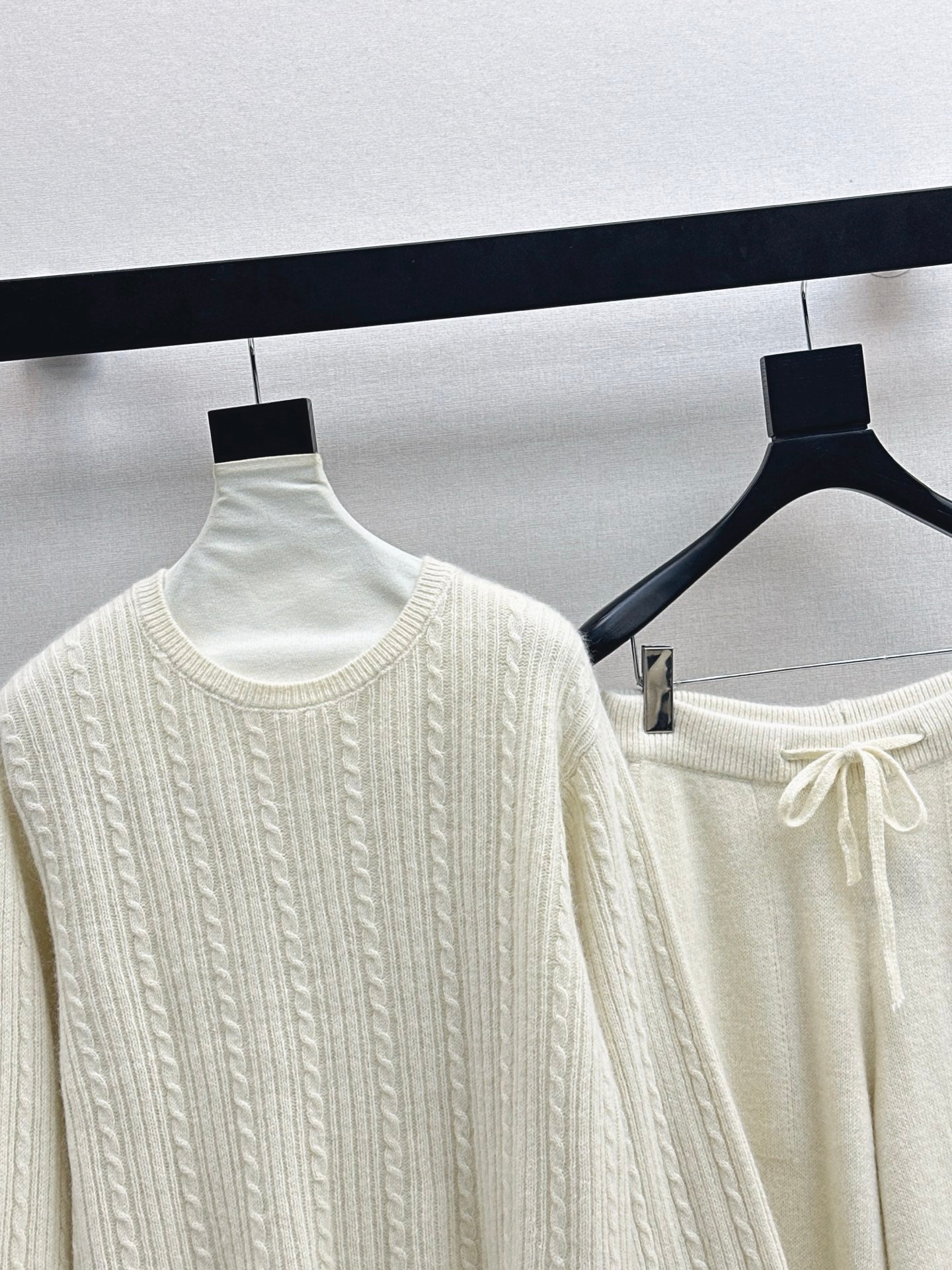 25FW NEW wool pullover+wide-leg pants outfit set