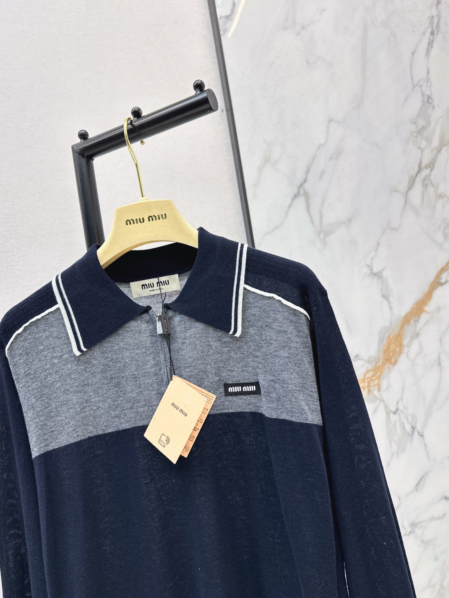 25FW  vintage sweater