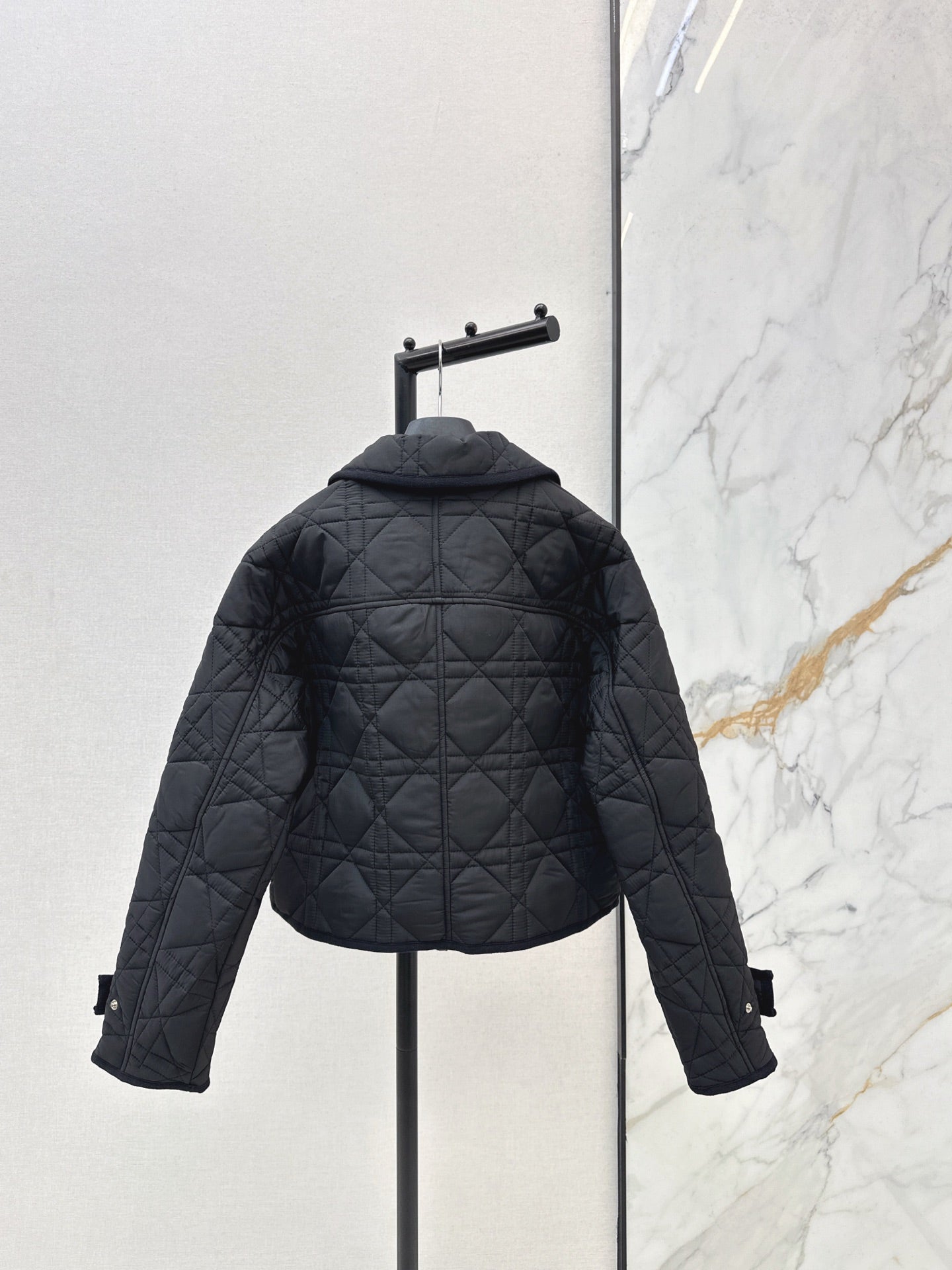 Wattierte Jacke 25SS