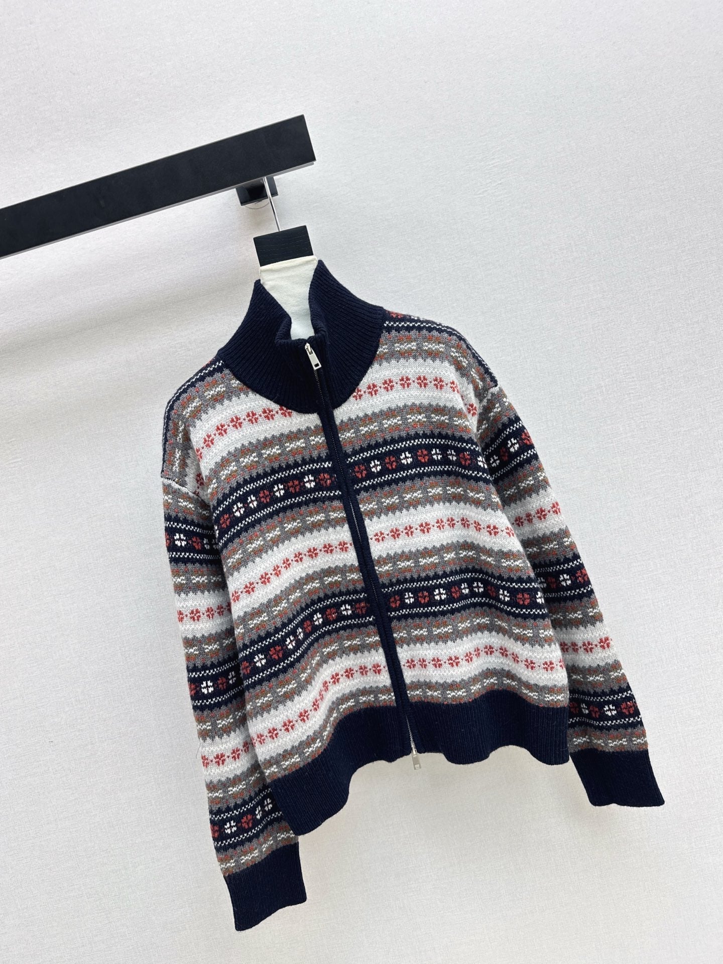 26SS Fair Isle Strickjacke