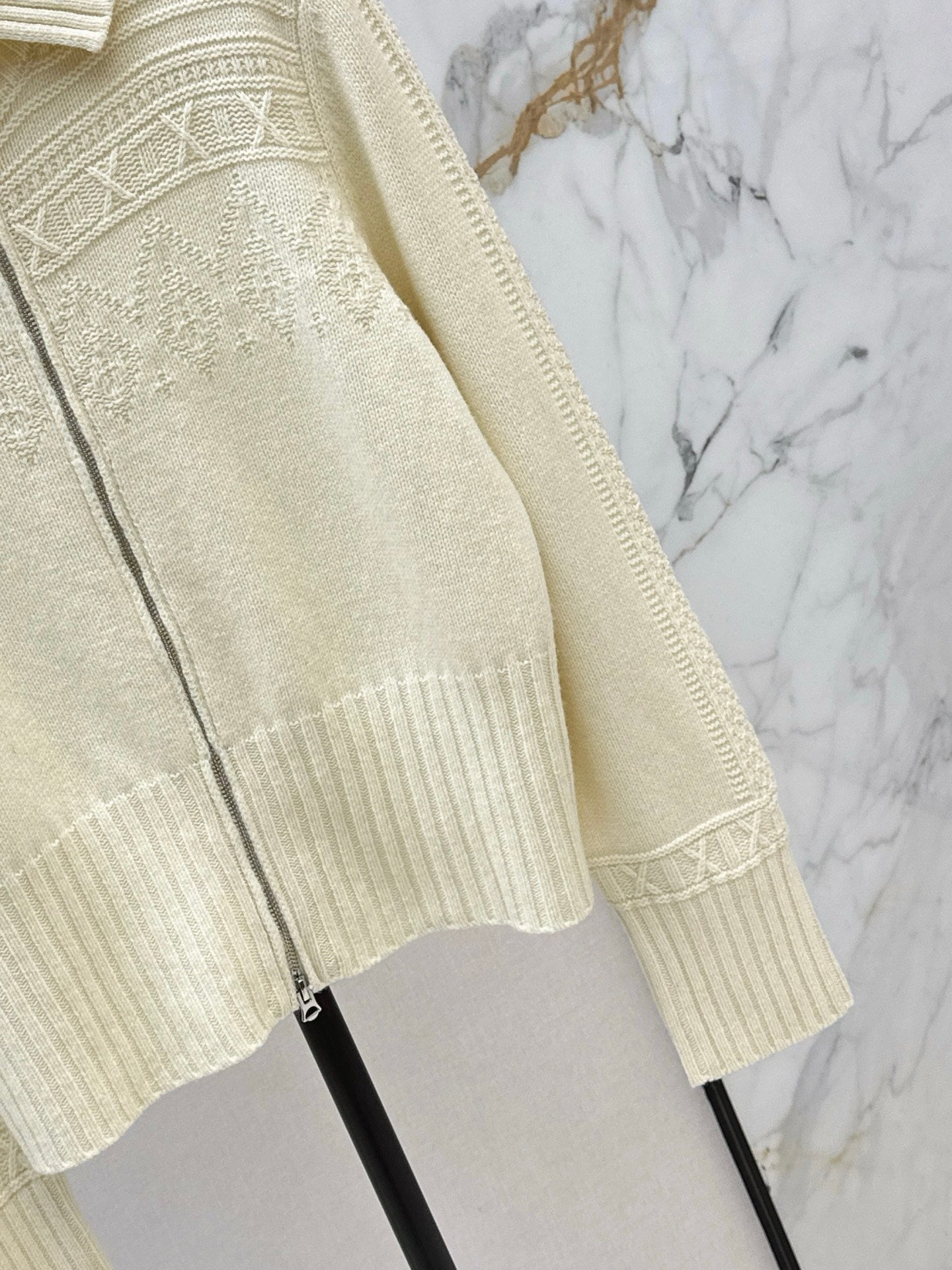 26SS  zipper sweater