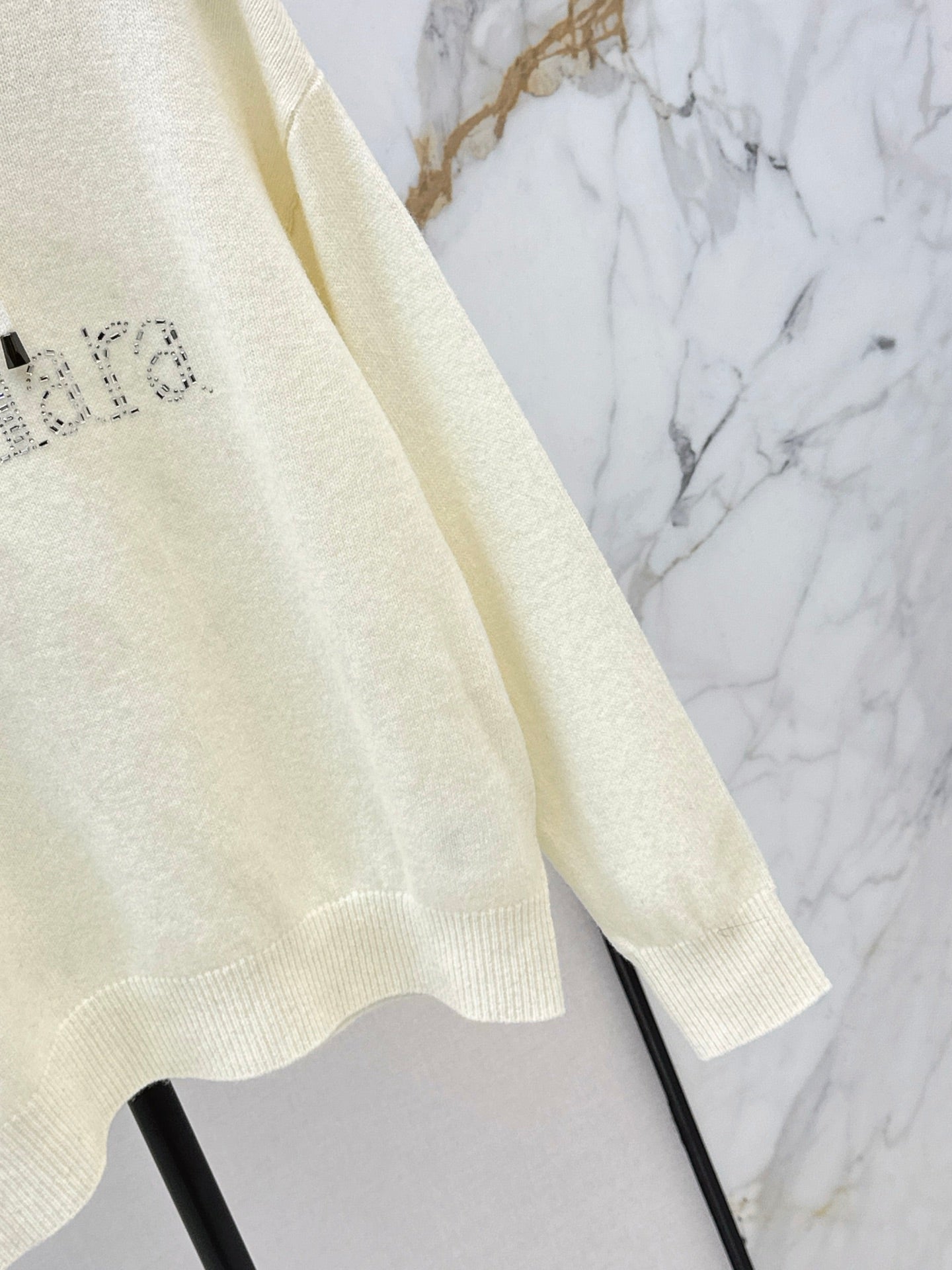 26SS Kapuzenpullover mit Strasssteinen