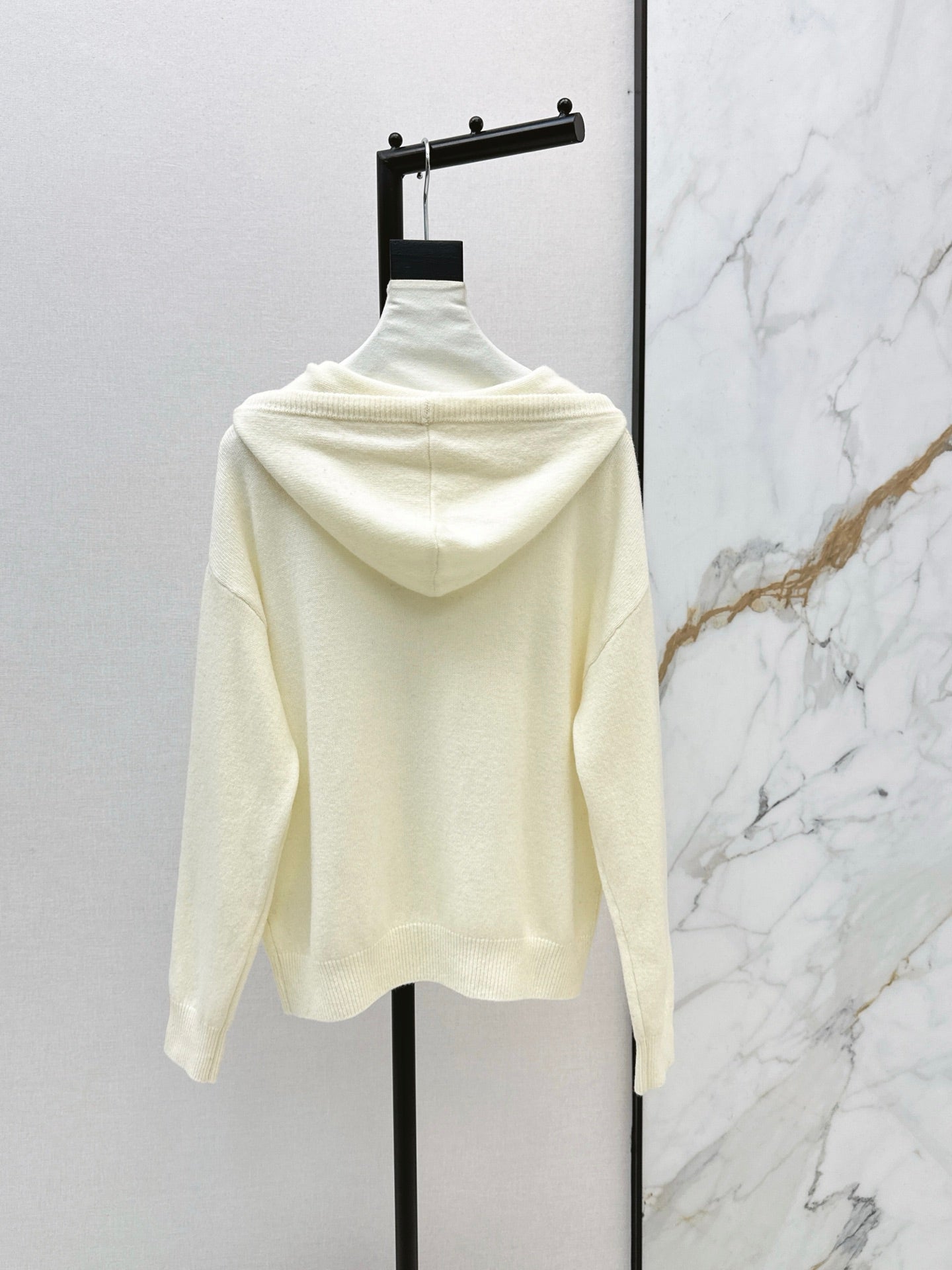 26SS Kapuzenpullover mit Strasssteinen