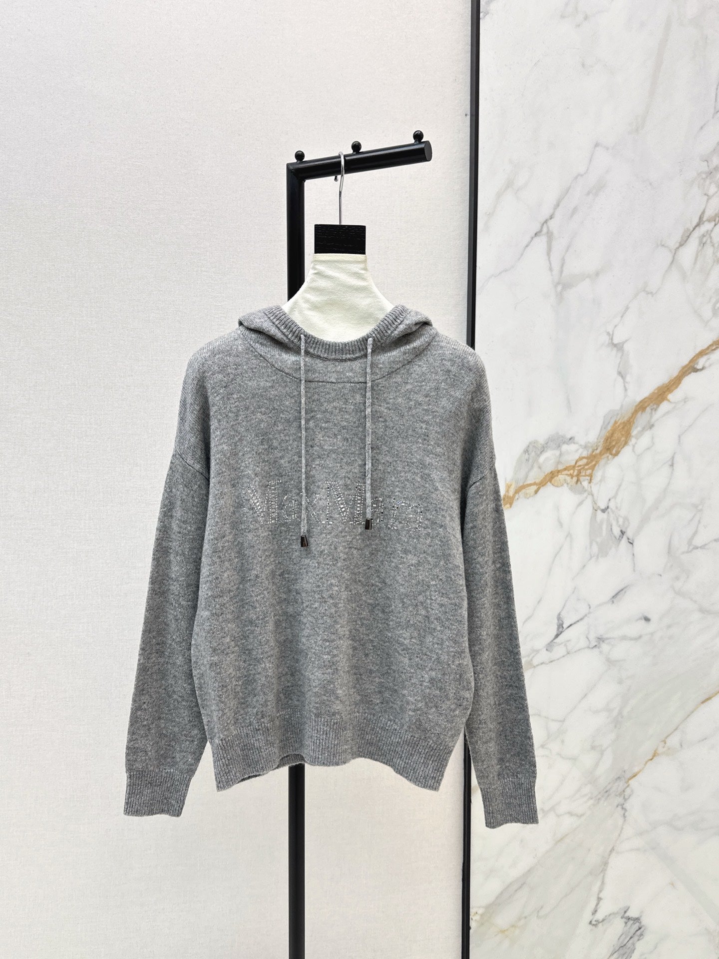 26SS Kapuzenpullover mit Strasssteinen