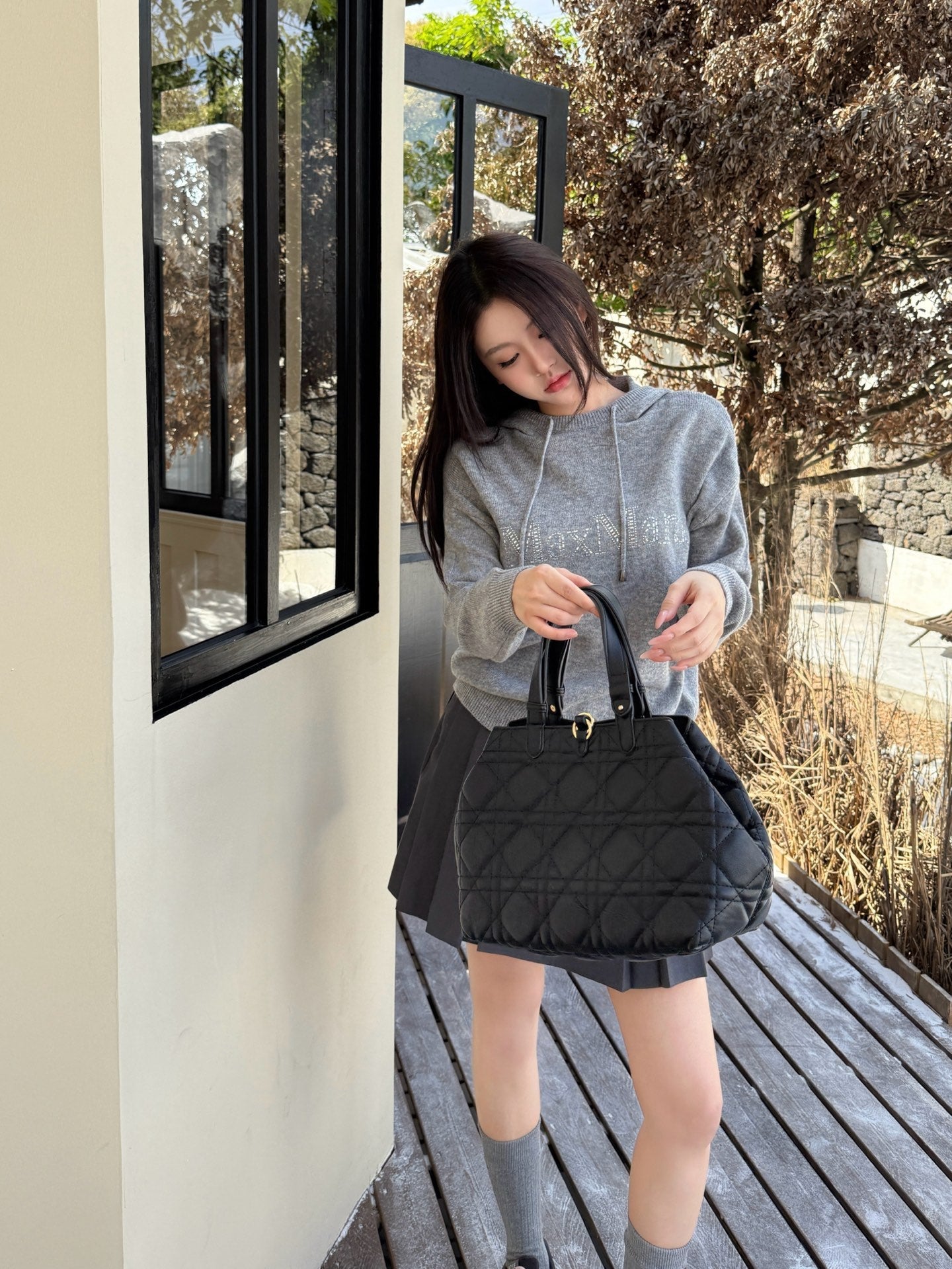 26SS Kapuzenpullover mit Strasssteinen