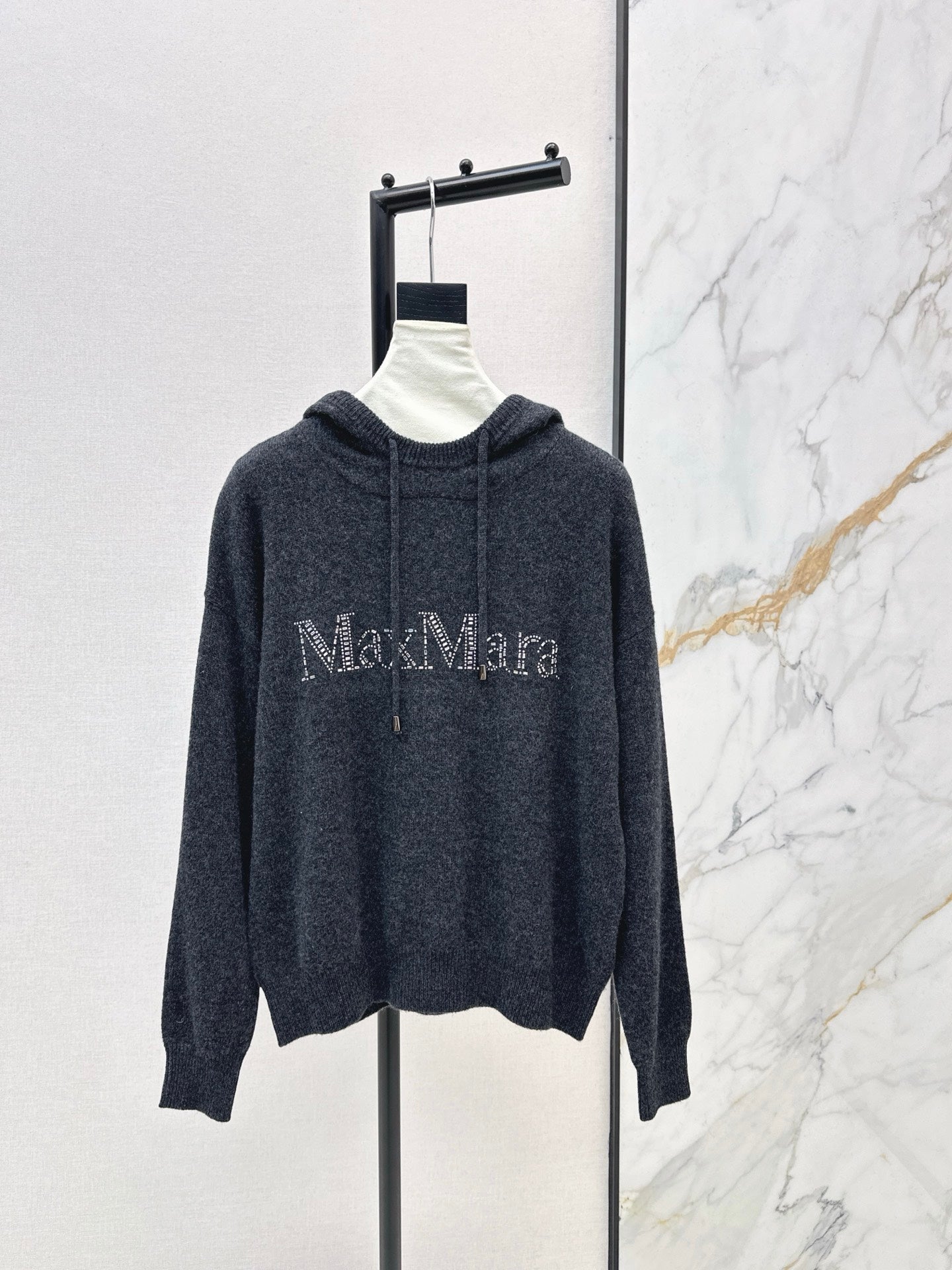 26SS Kapuzenpullover mit Strasssteinen