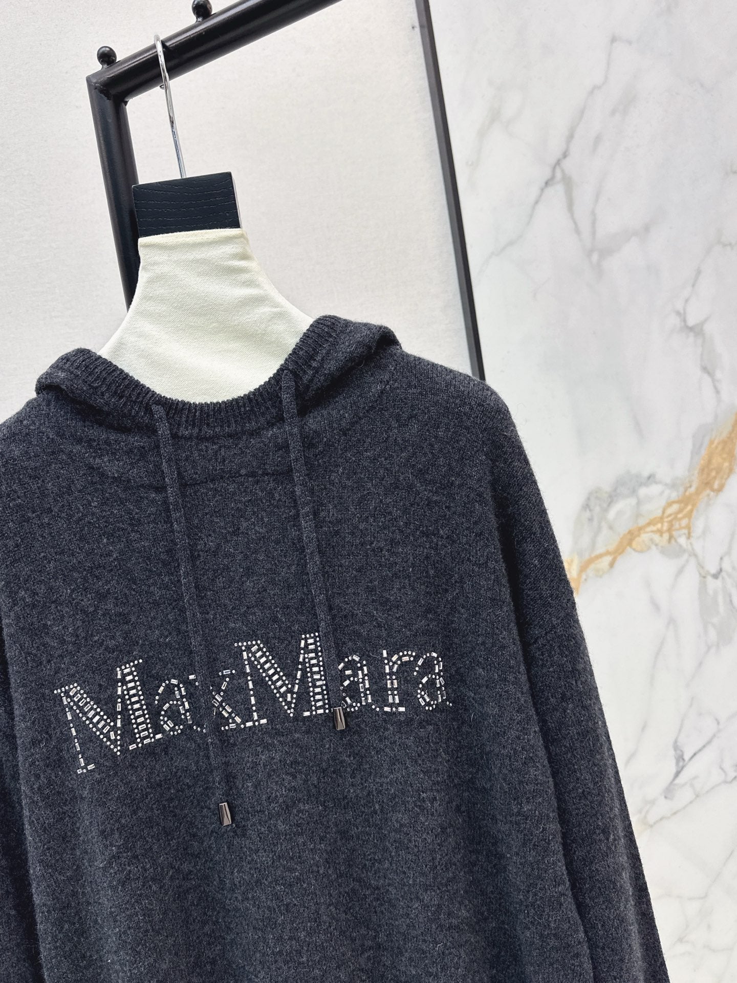 26SS Kapuzenpullover mit Strasssteinen