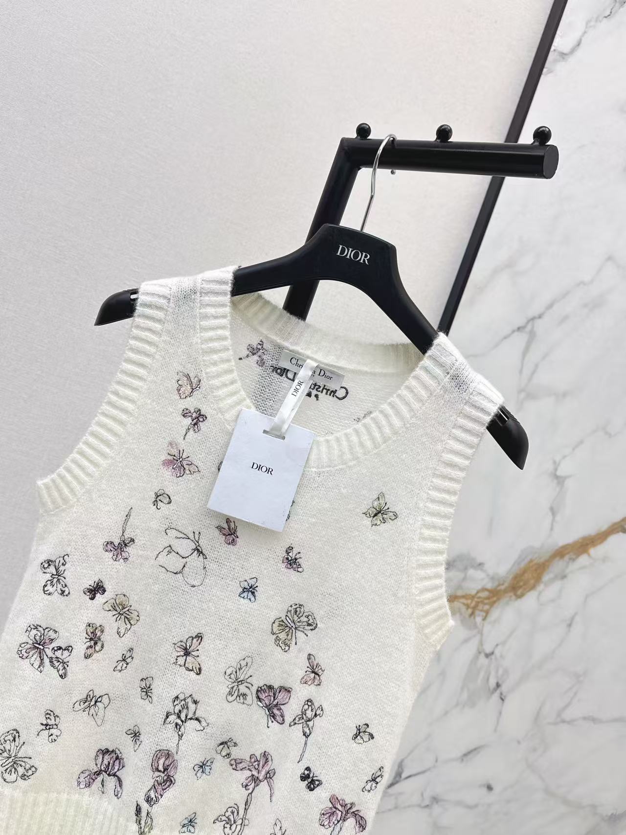 26SS  embroidery knit vest