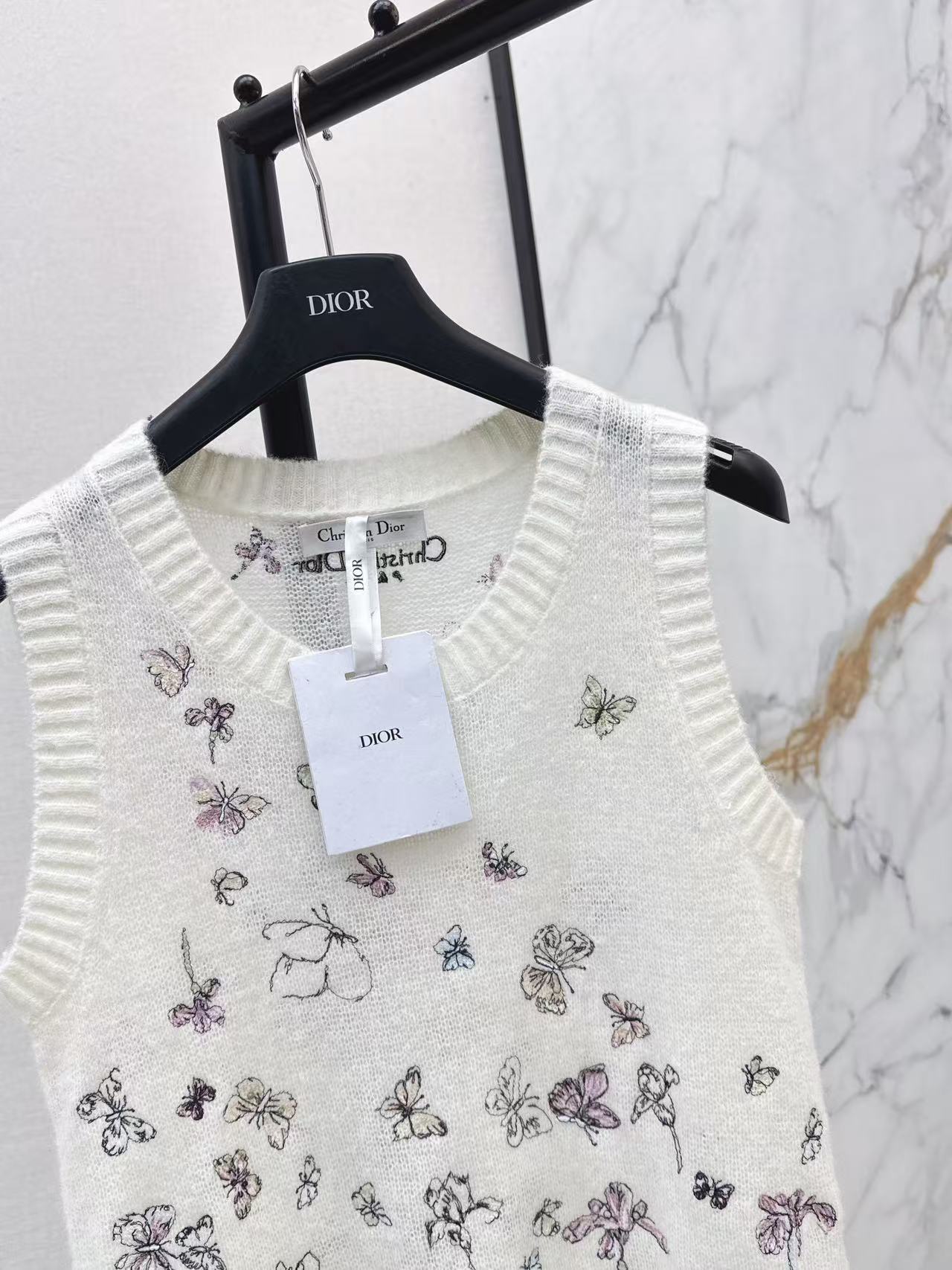 26SS  embroidery knit vest