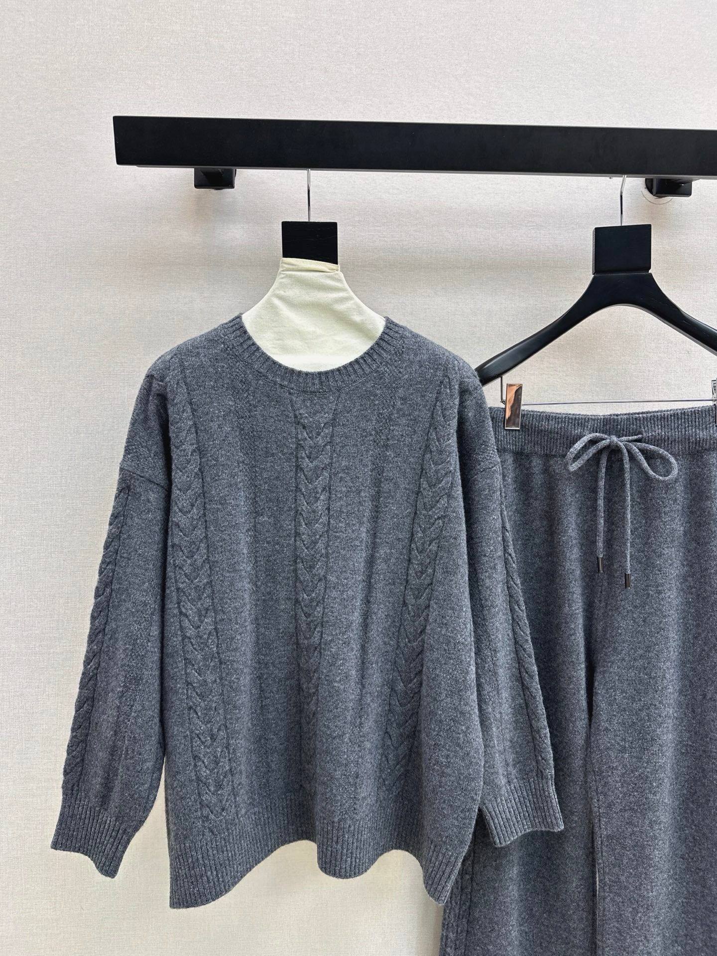 26SS wool pullover sweater+wide-leg pant outfit set