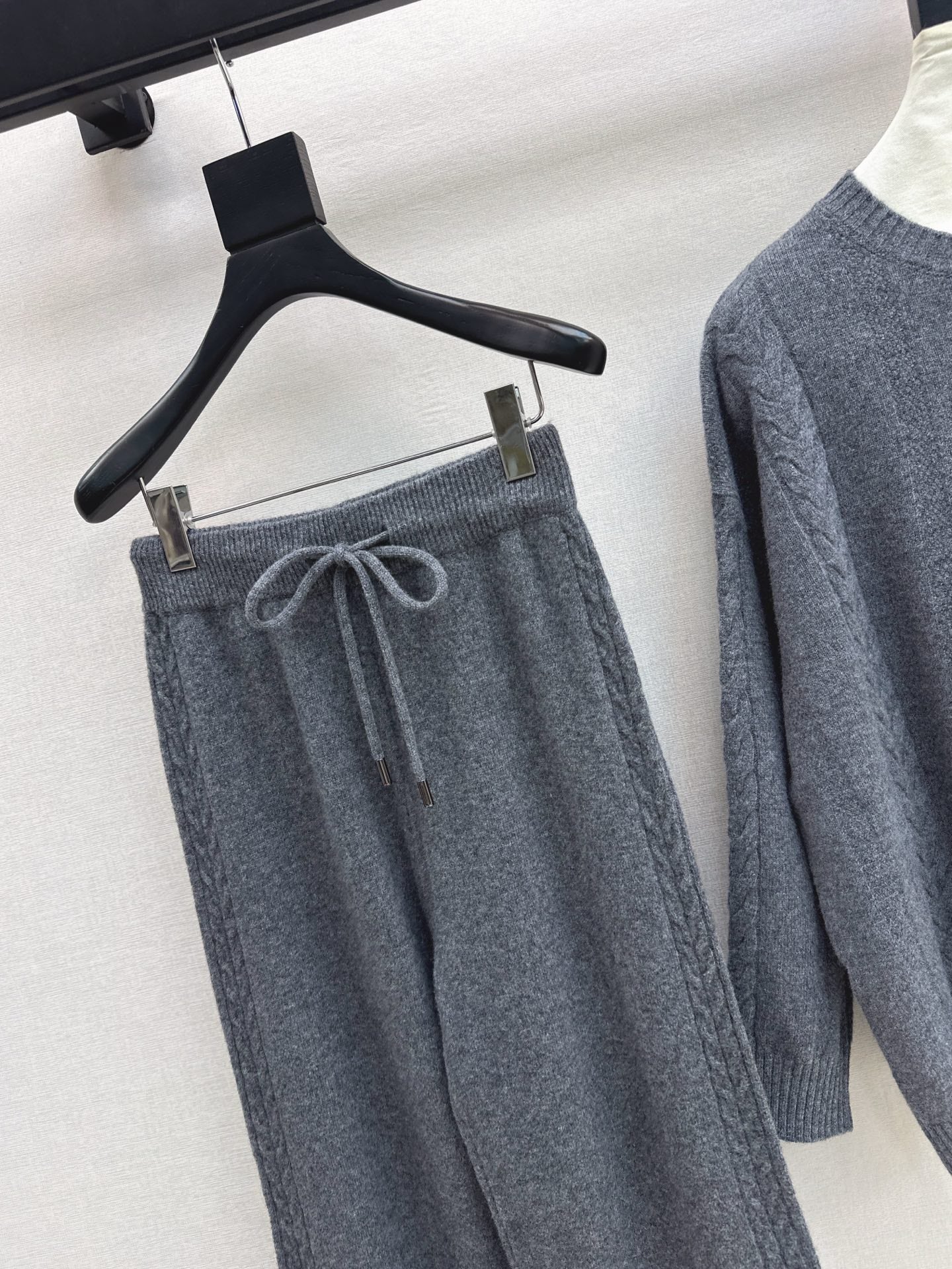 26SS wool pullover sweater+wide-leg pant outfit set