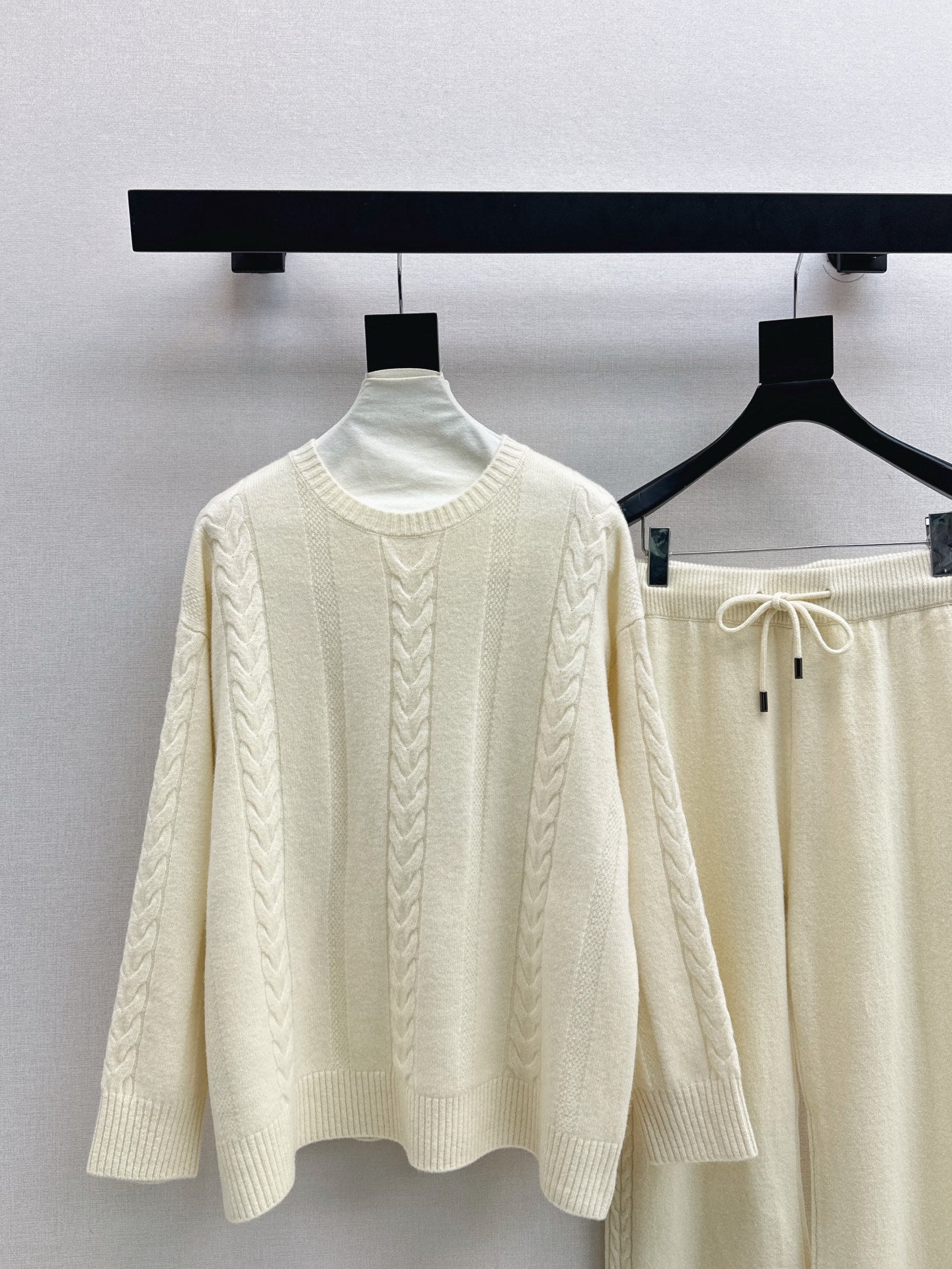 26SS wool pullover sweater+wide-leg pant outfit set