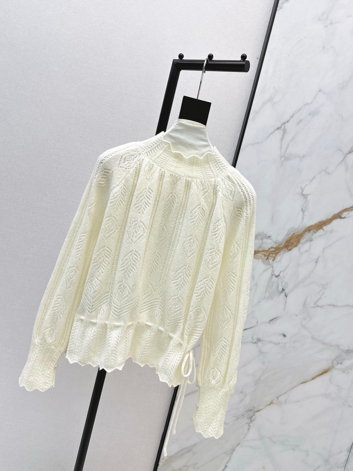 26SS Kordelzug-Pullover