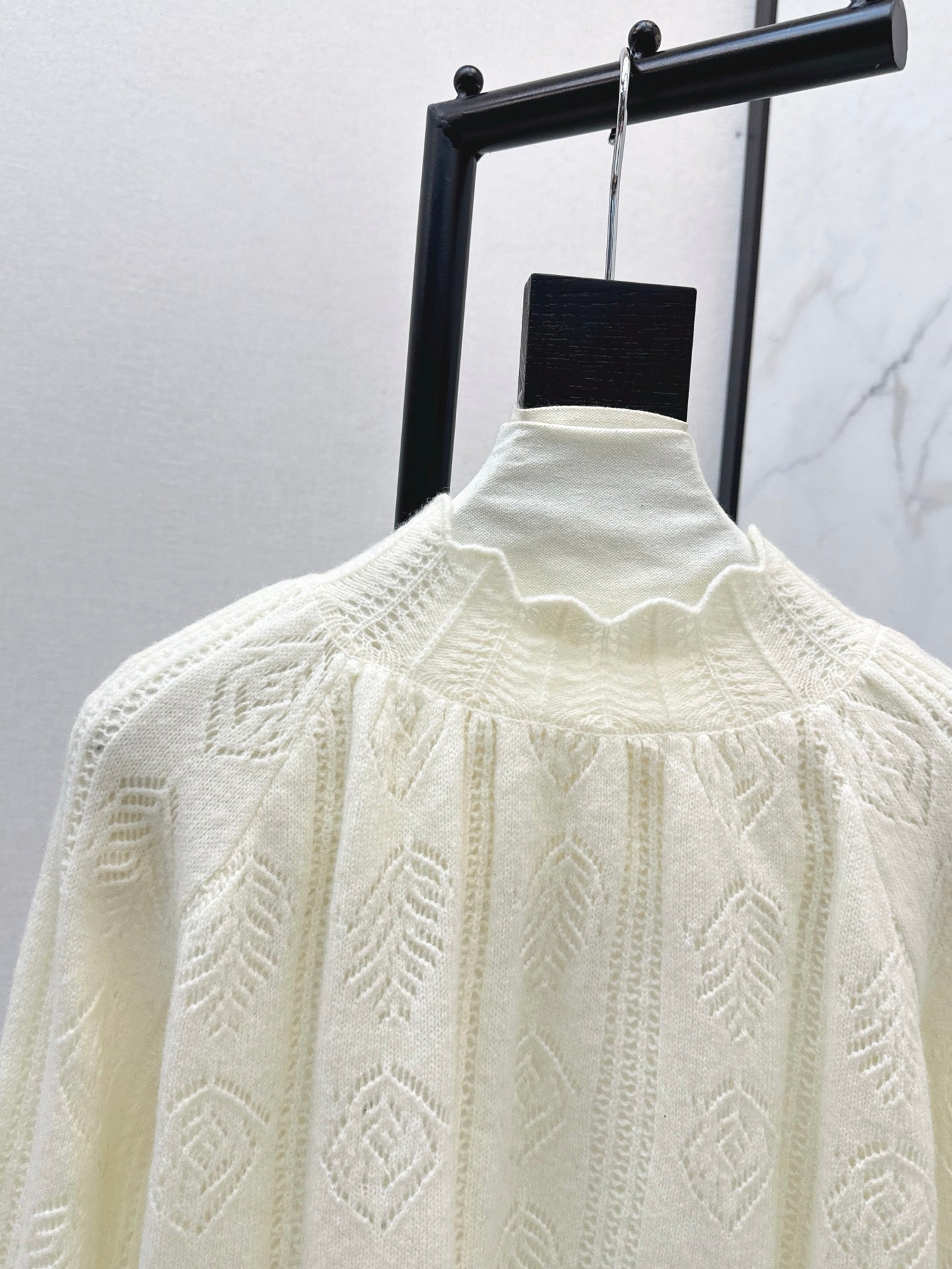 26SS Kordelzug-Pullover