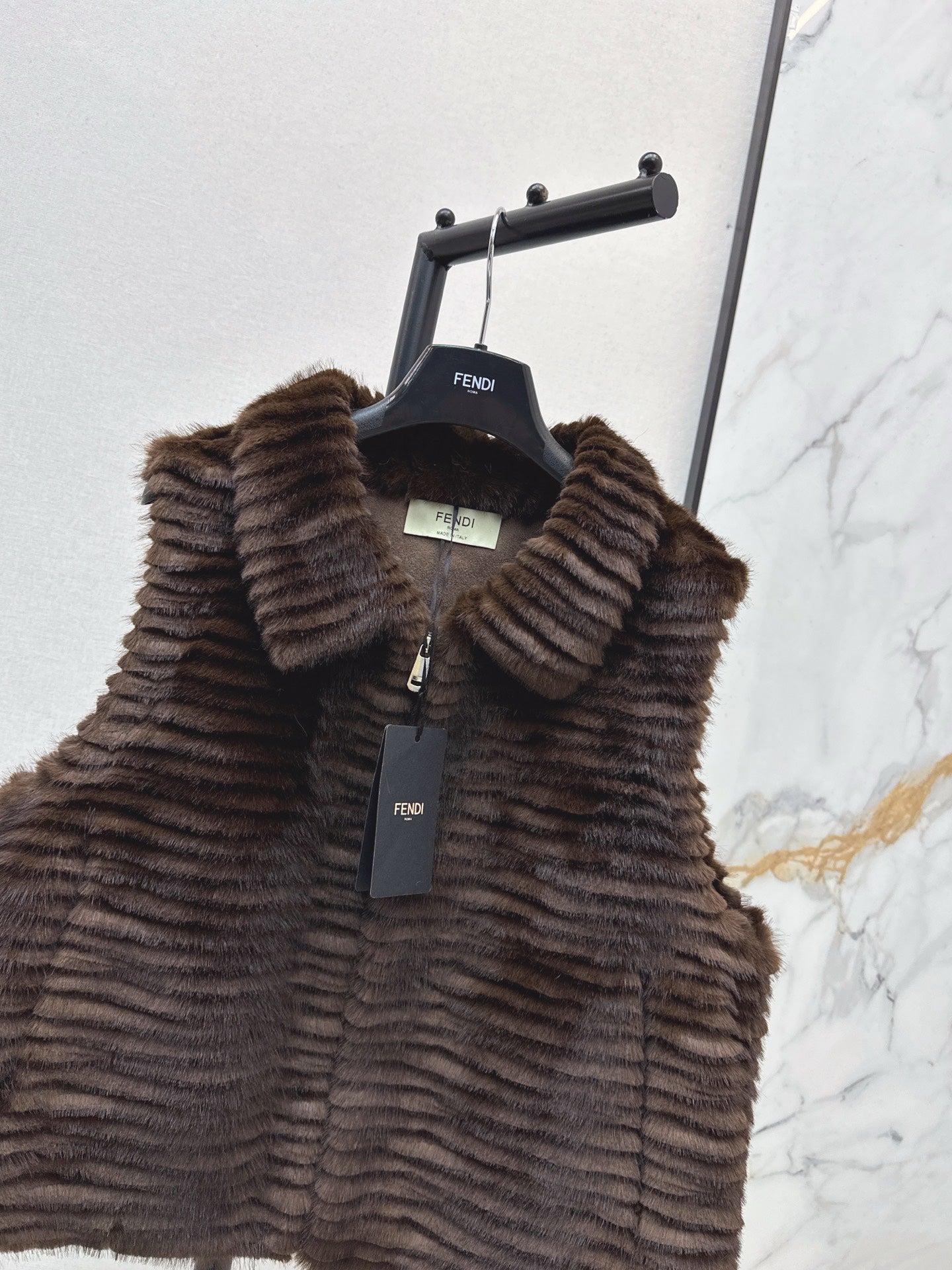 25FW  fur vest jacket