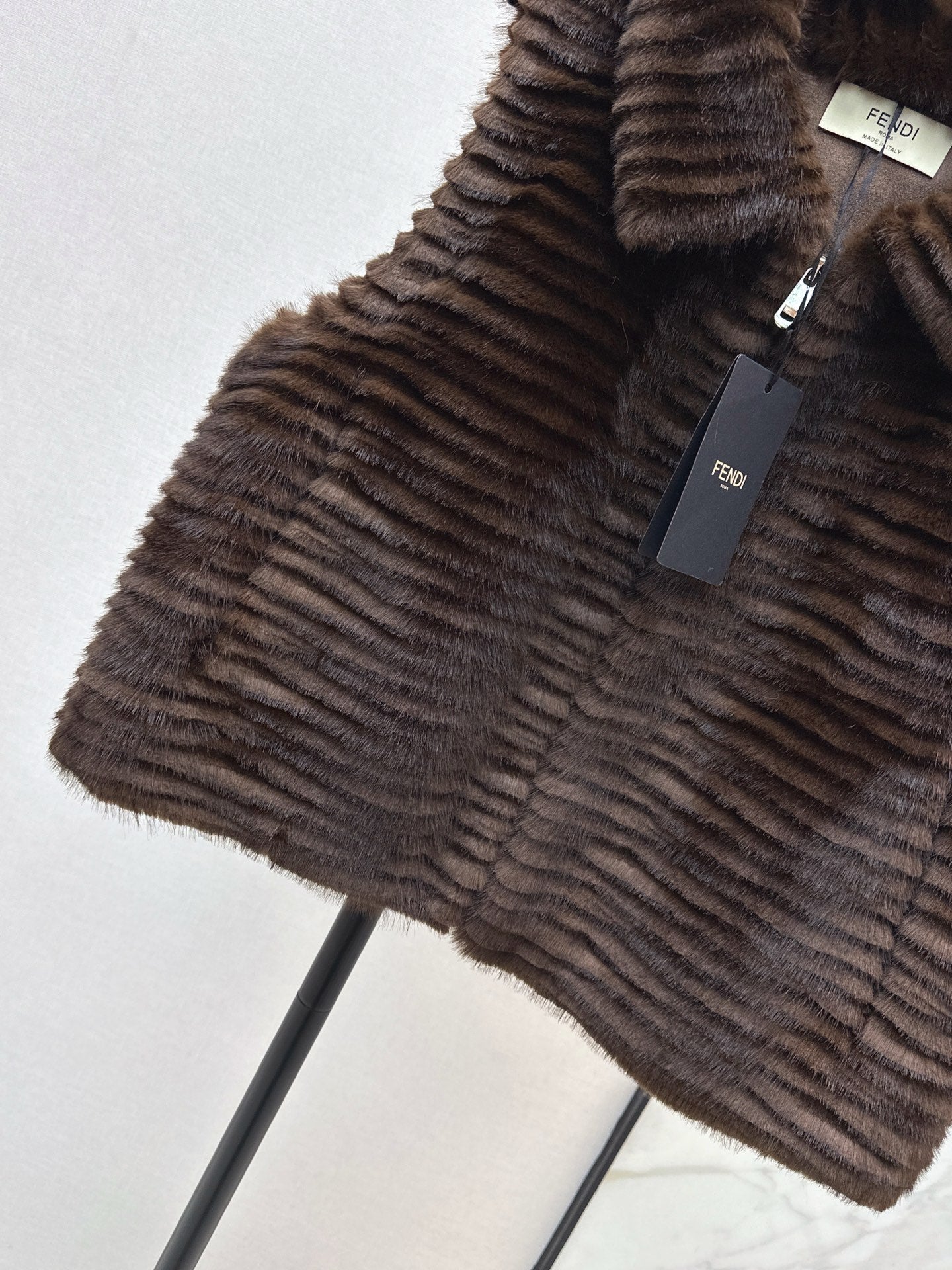 25FW  fur vest jacket