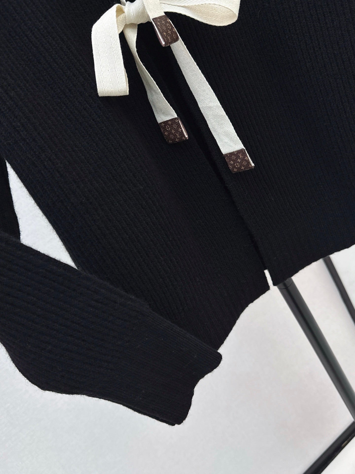 26SS  bow knit cardigan