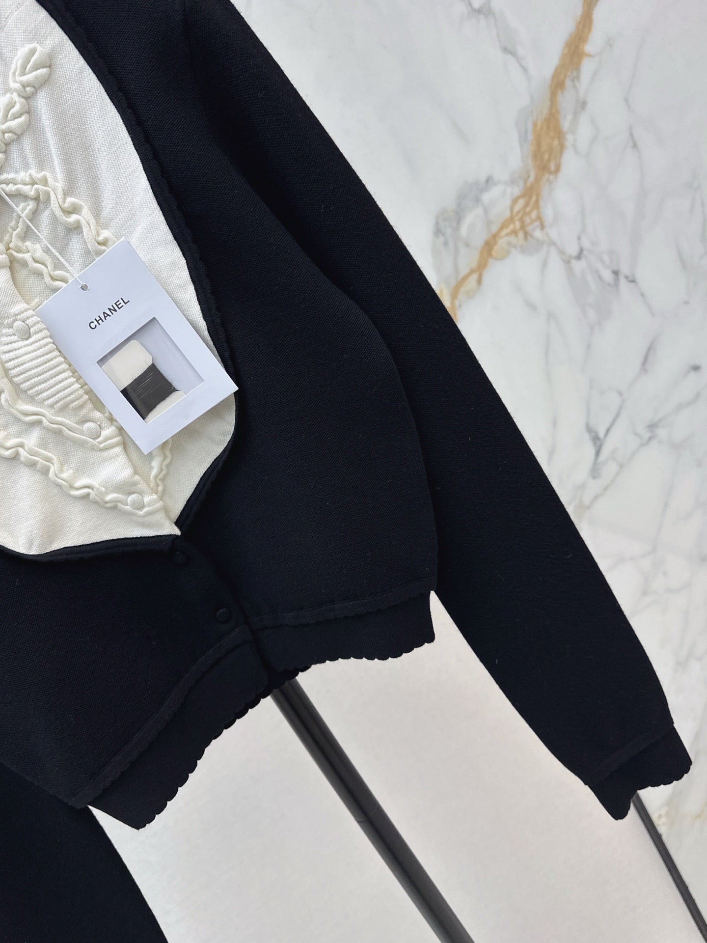 26SS contract sweater