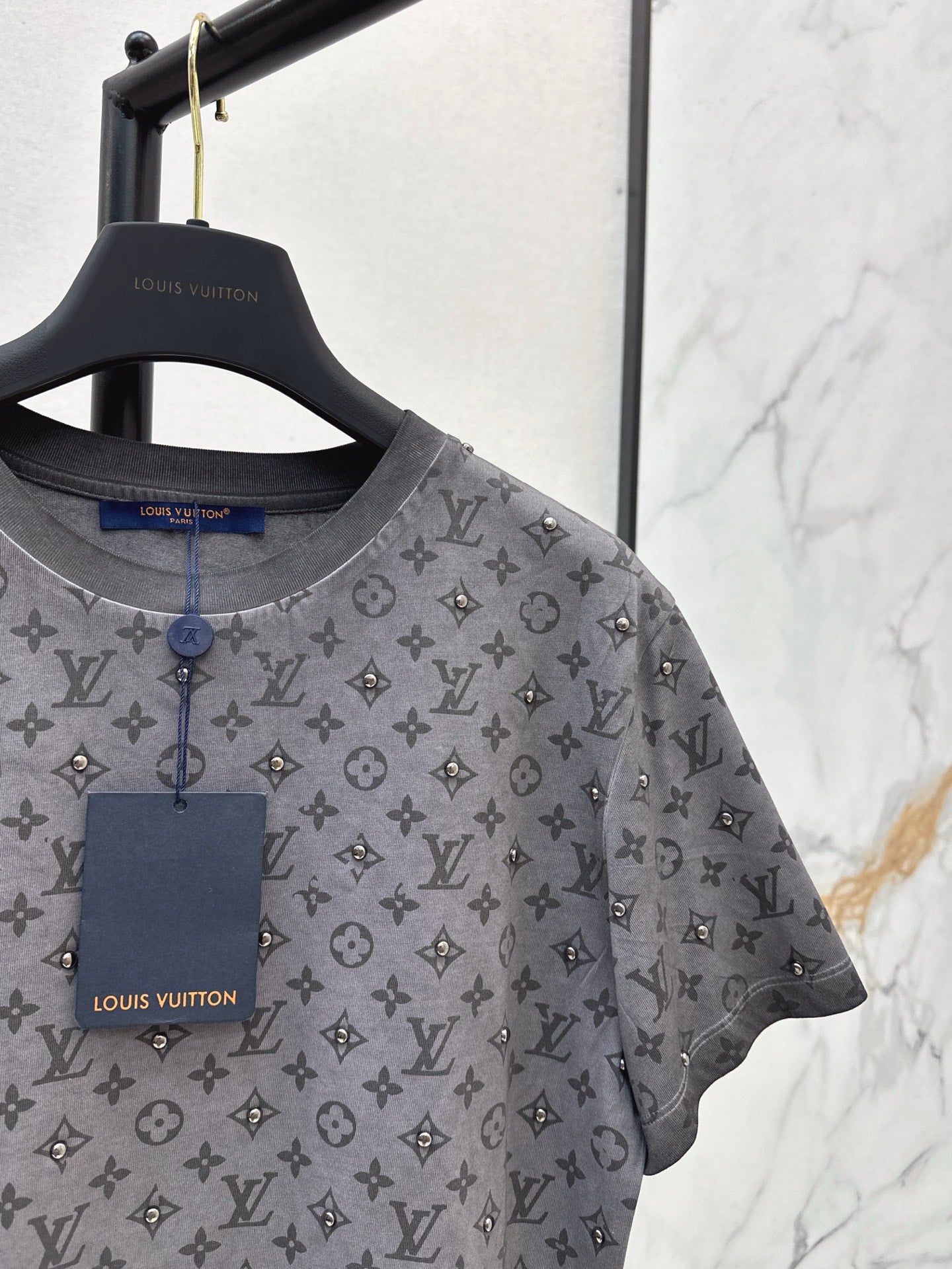 26SS NEUES T-Shirt mit klassischem Logo-Muster