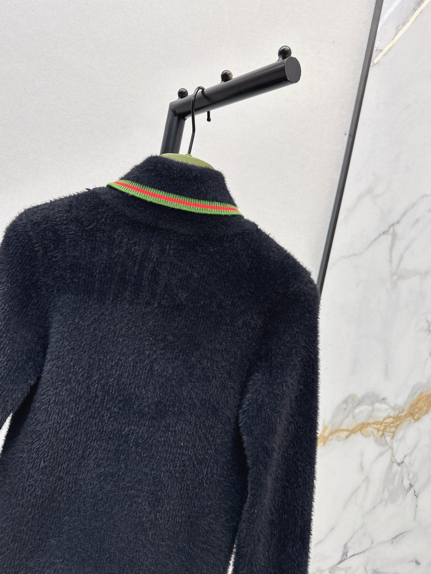 26SS NEUE hochgeschlossene Strickware