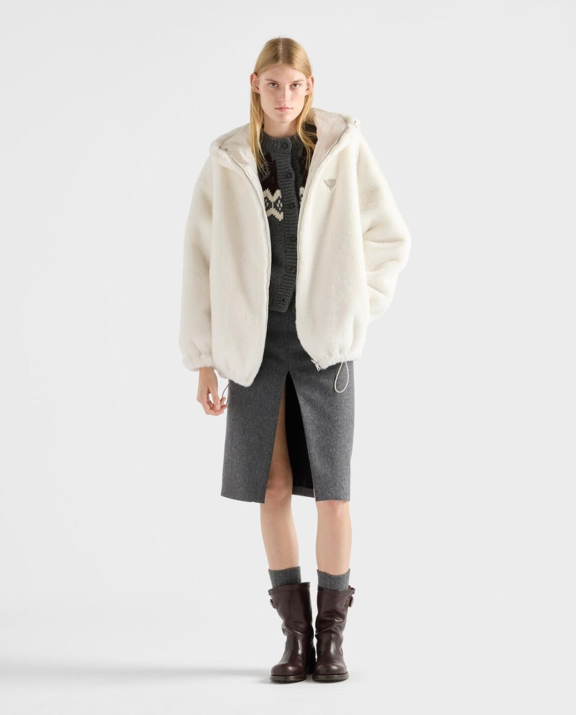 26SS NEUE Wende-Pelzmäntel