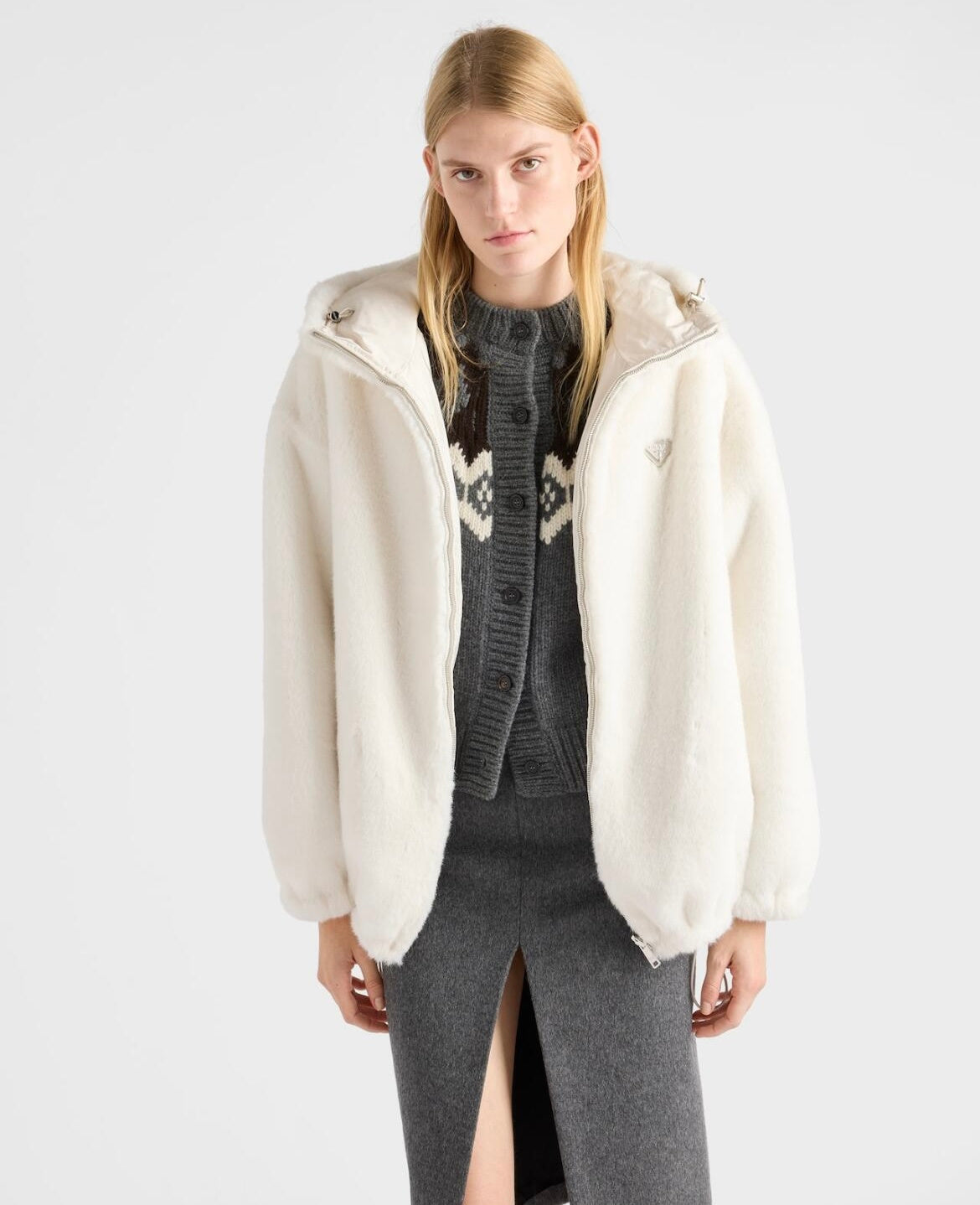 26SS NEUE Wende-Pelzmäntel