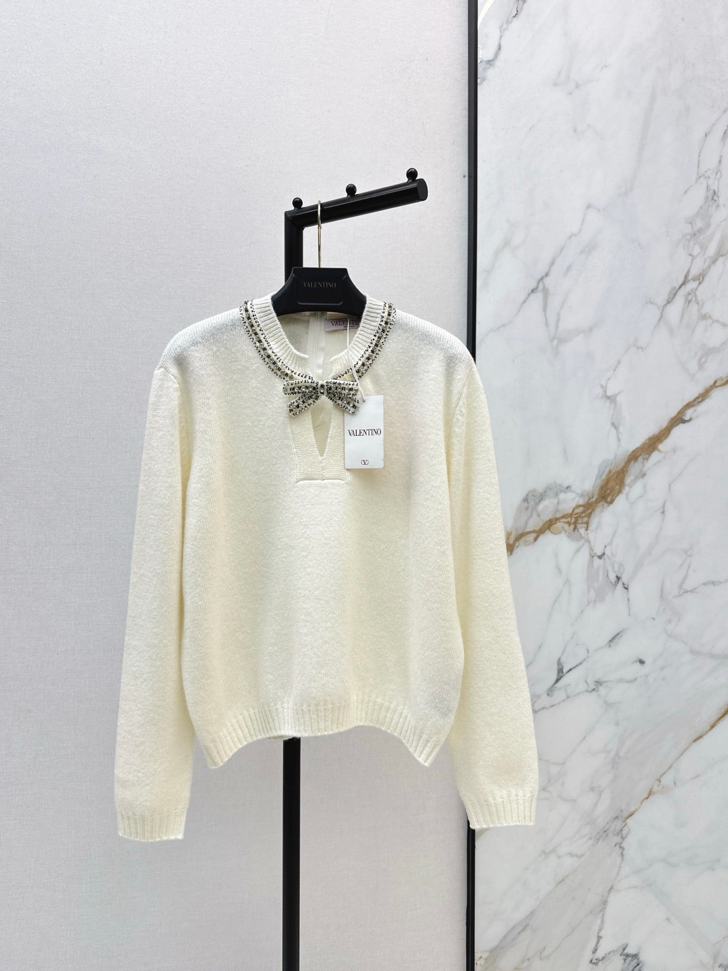 26SS NEW first bow rhinestone decorated cashmere sweater