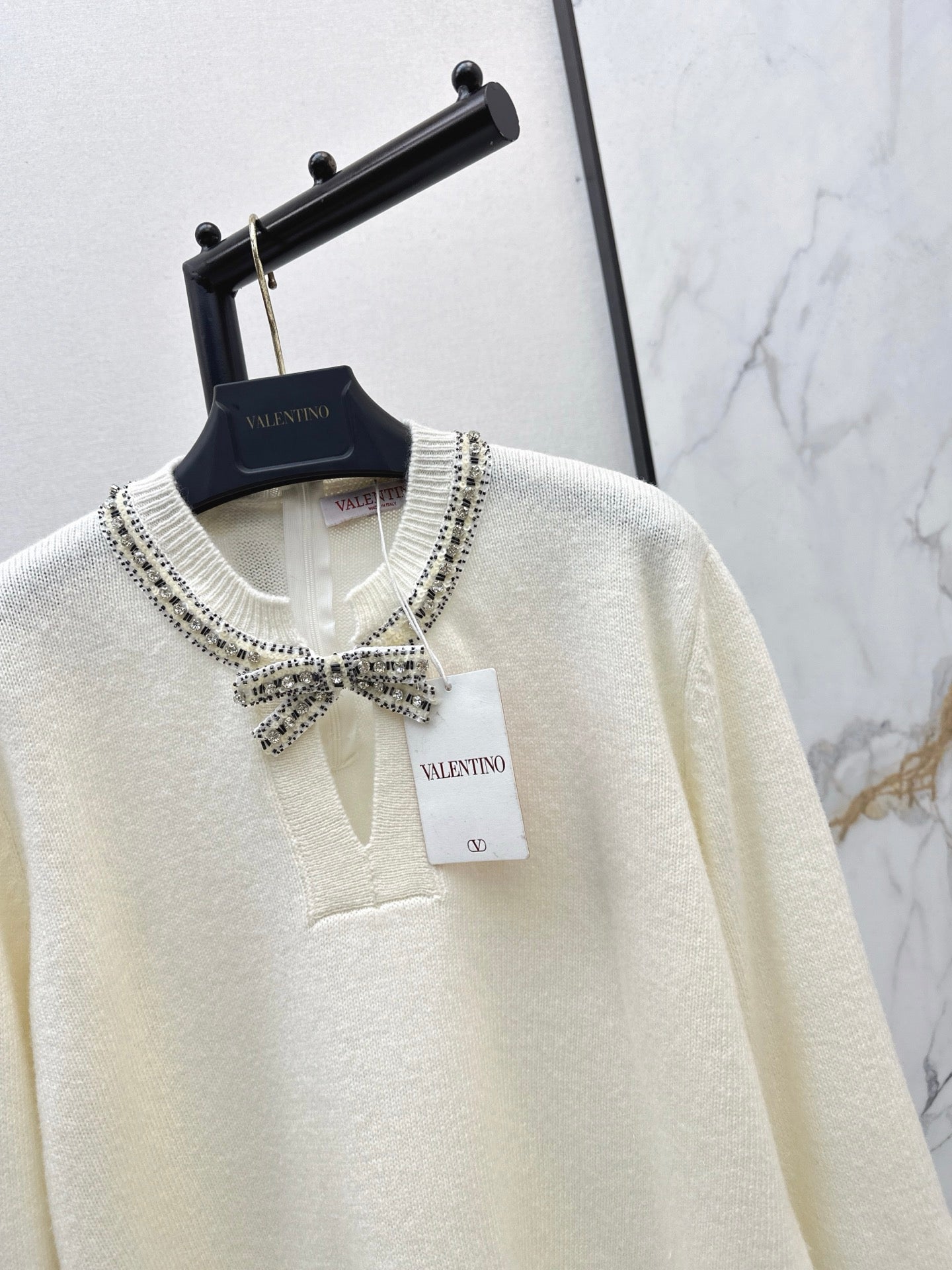 26SS NEW first bow rhinestone decorated cashmere sweater