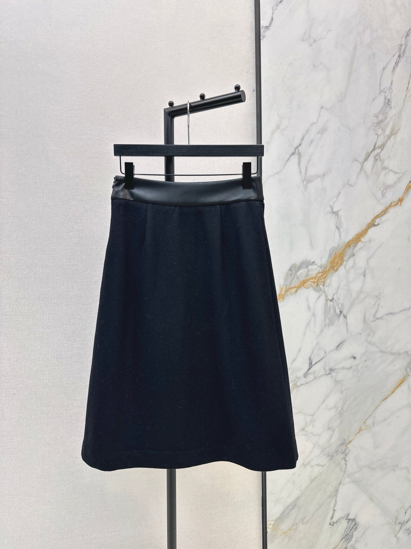 26SS NEW contract pu skirts