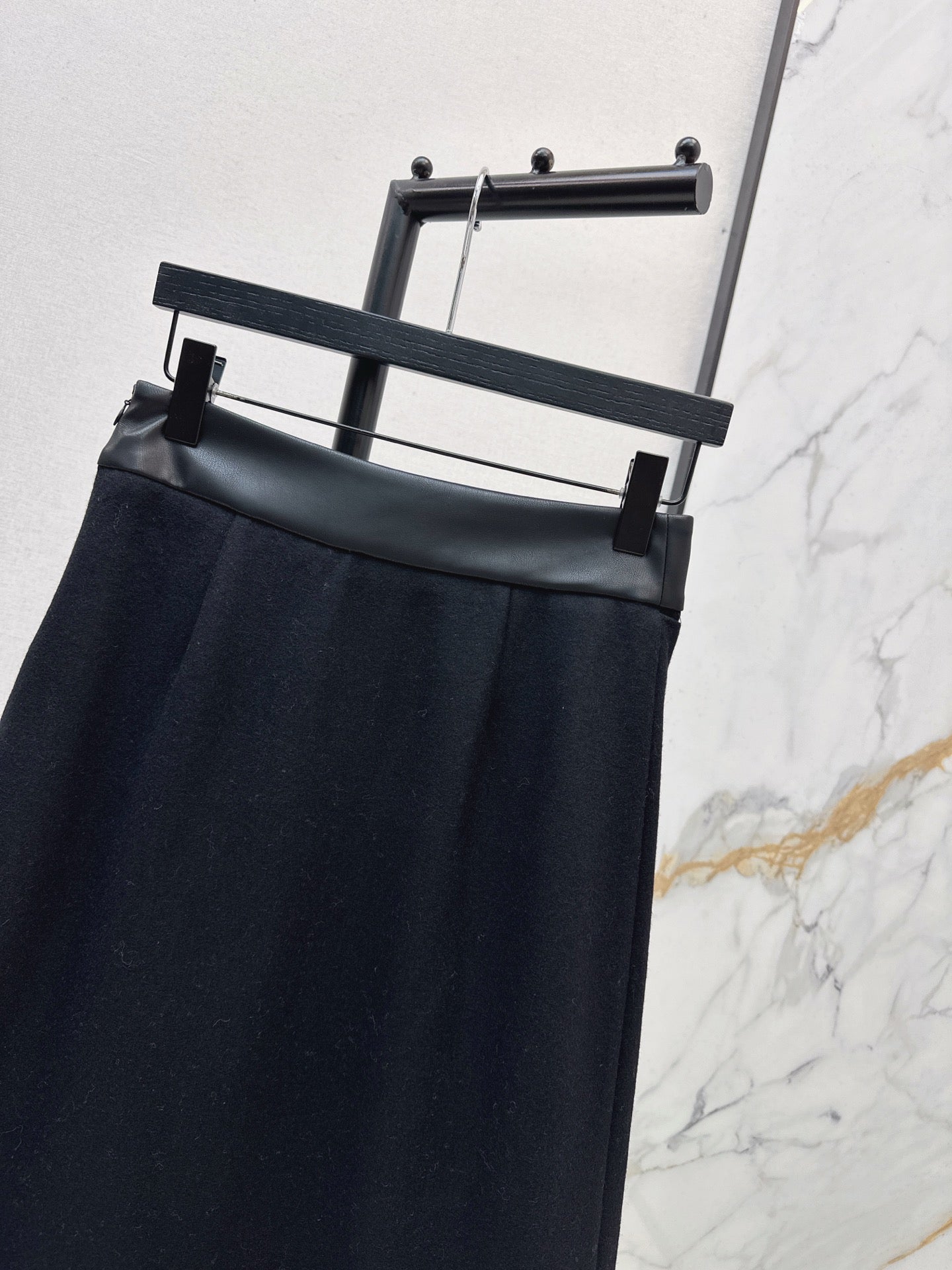 26SS NEW contract pu skirts